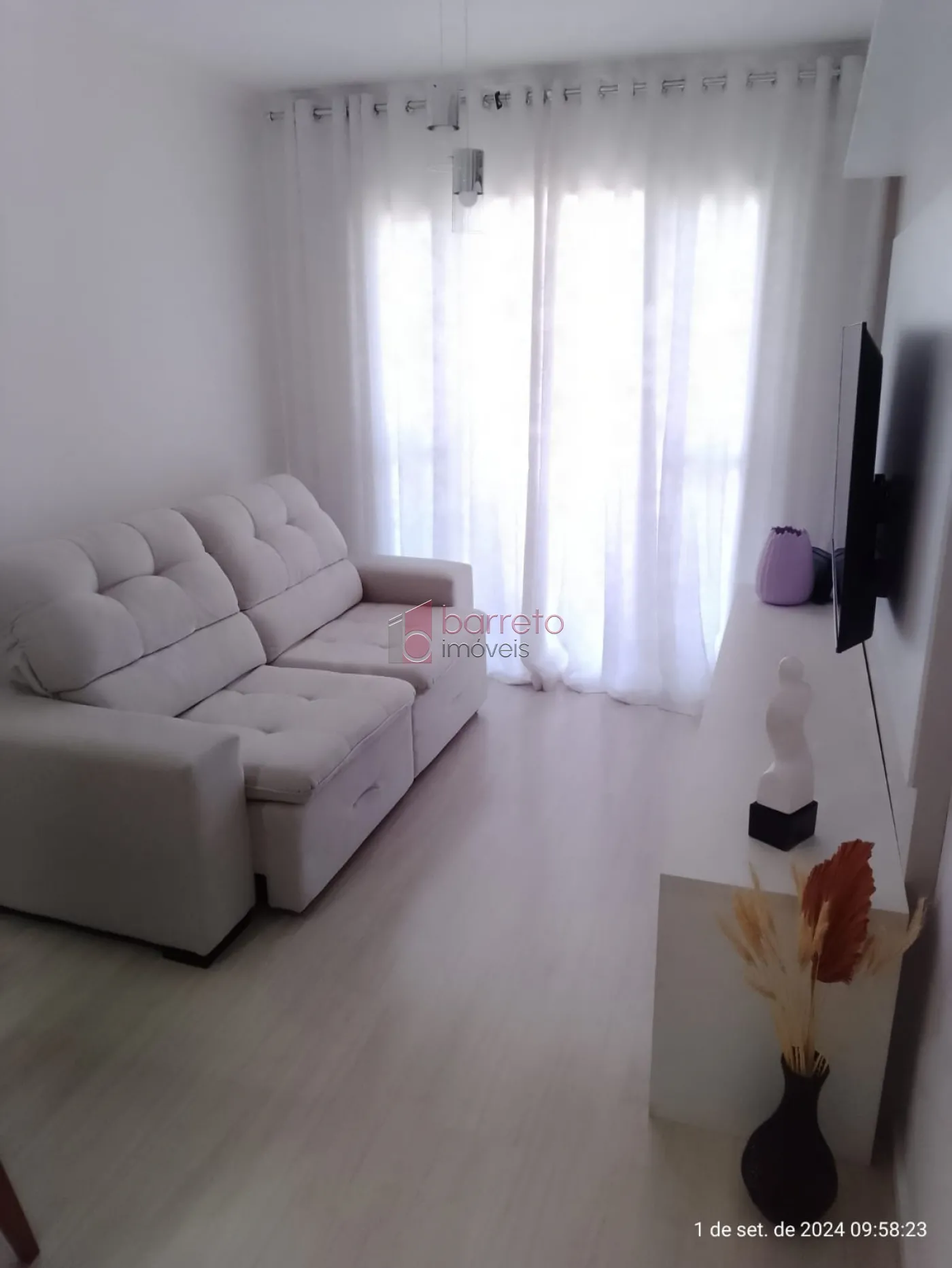 Comprar Apartamento / Padrão em Jundiaí R$ 370.000,00 - Foto 1