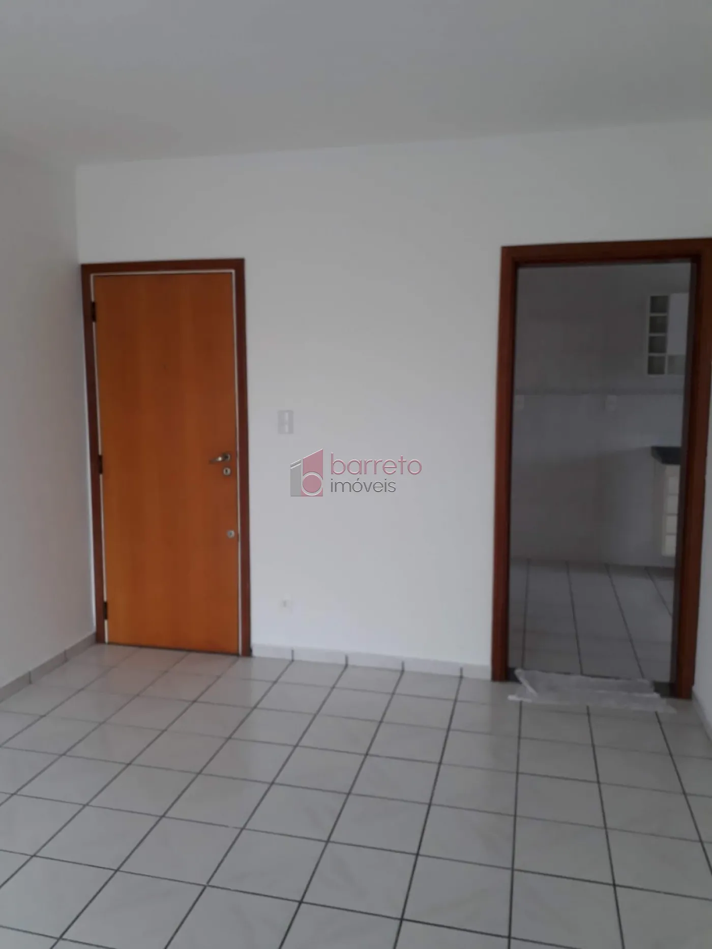 Comprar Apartamento / Padrão em Jundiaí R$ 300.000,00 - Foto 4