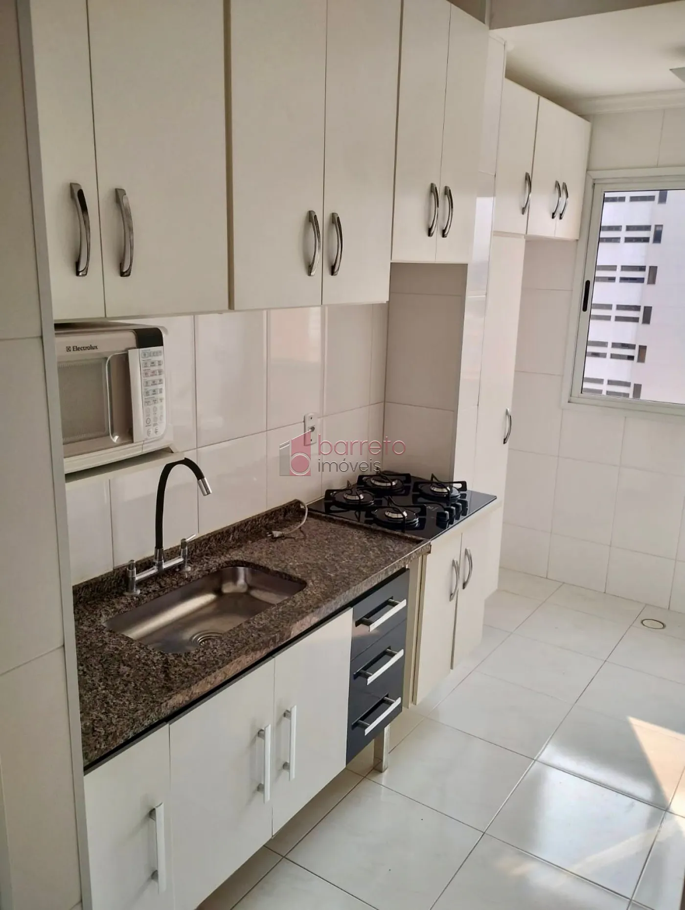 Alugar Apartamento / Padrão em Jundiaí R$ 2.500,00 - Foto 1