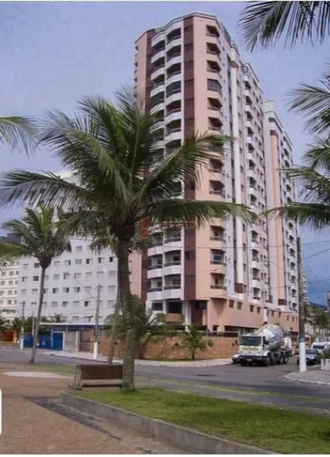 Comprar Apartamento / Padrão em Praia Grande R$ 310.000,00 - Foto 5