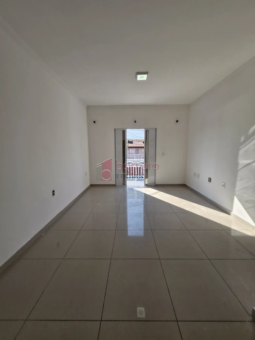 Alugar Casa / Padrão em Jundiaí R$ 2.800,00 - Foto 1