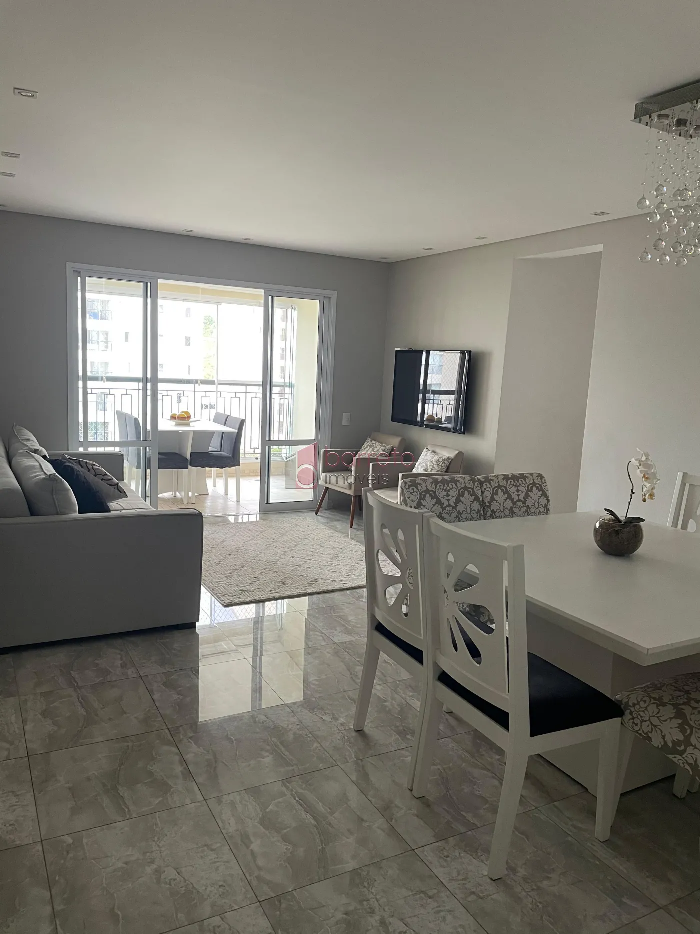 Comprar Apartamento / Padrão em Jundiaí R$ 920.000,00 - Foto 2