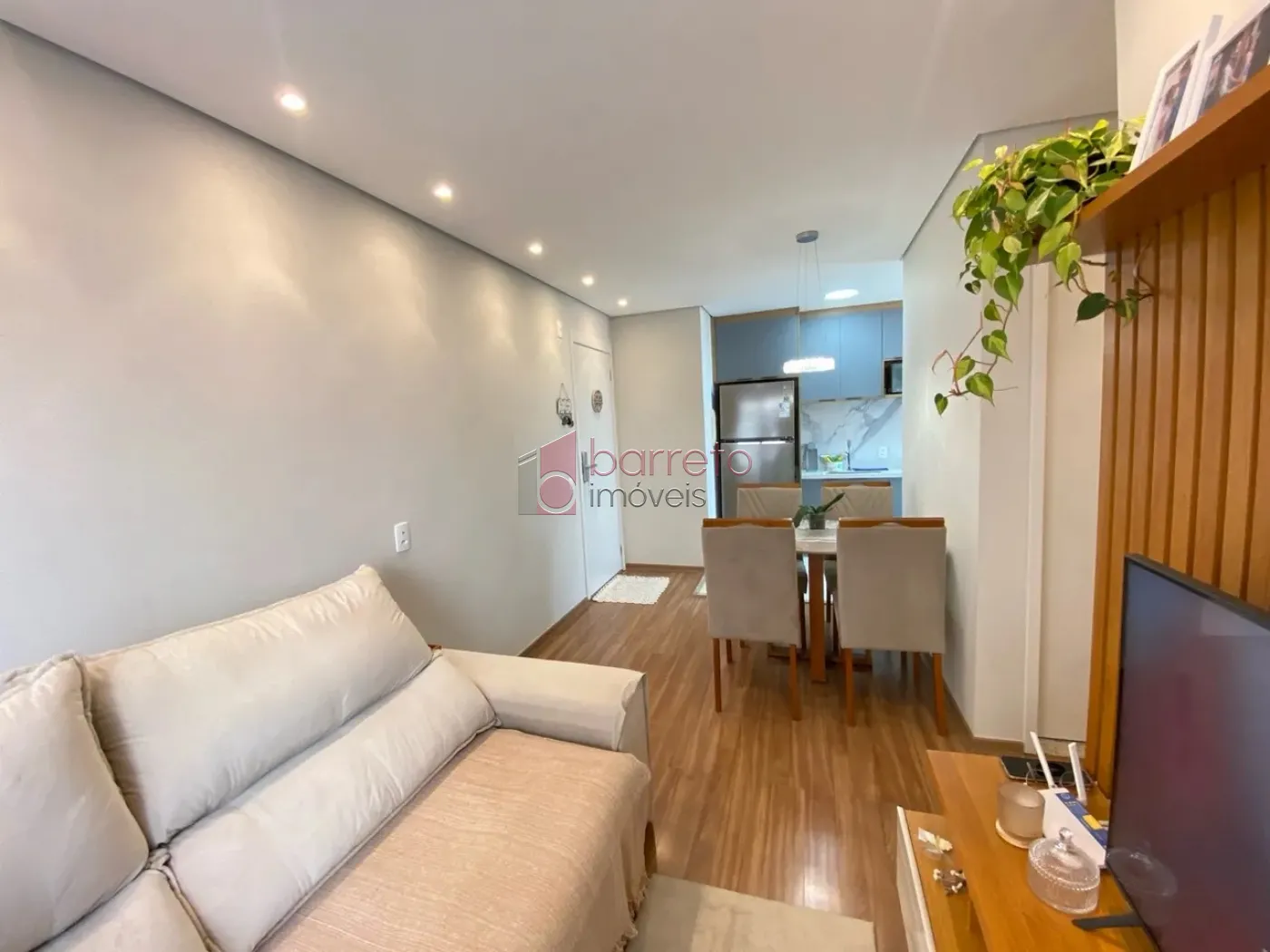 Comprar Apartamento / Padrão em Jundiaí R$ 410.000,00 - Foto 1