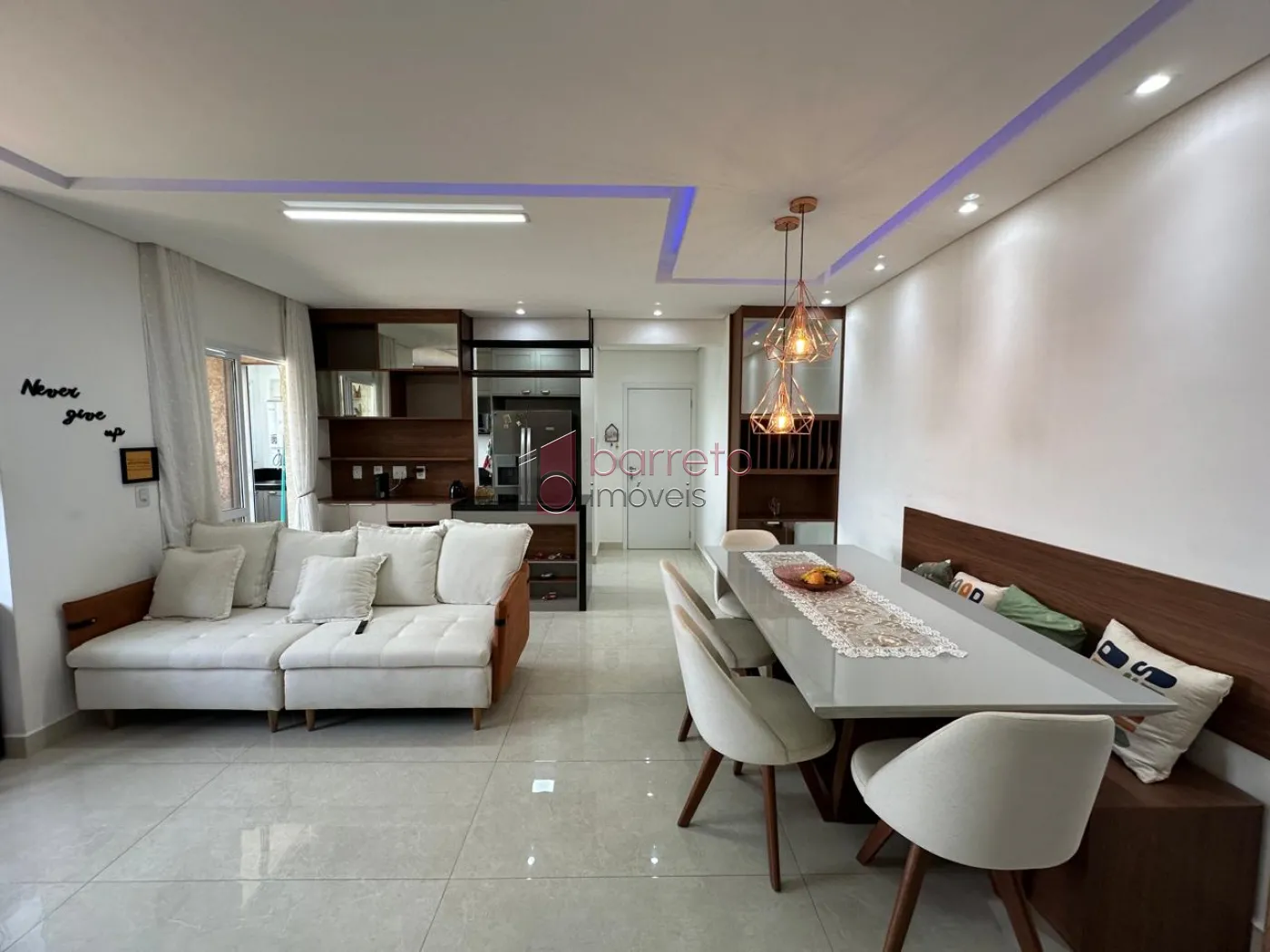 Comprar Apartamento / Padrão em Jundiaí R$ 599.000,00 - Foto 2