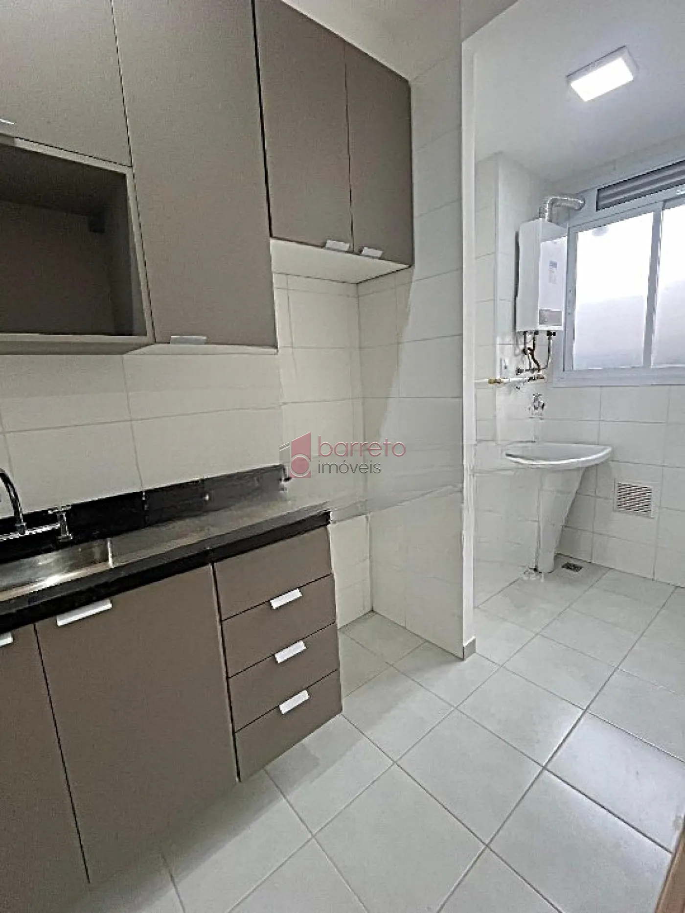 Comprar Apartamento / Padrão em Jundiaí R$ 440.000,00 - Foto 3