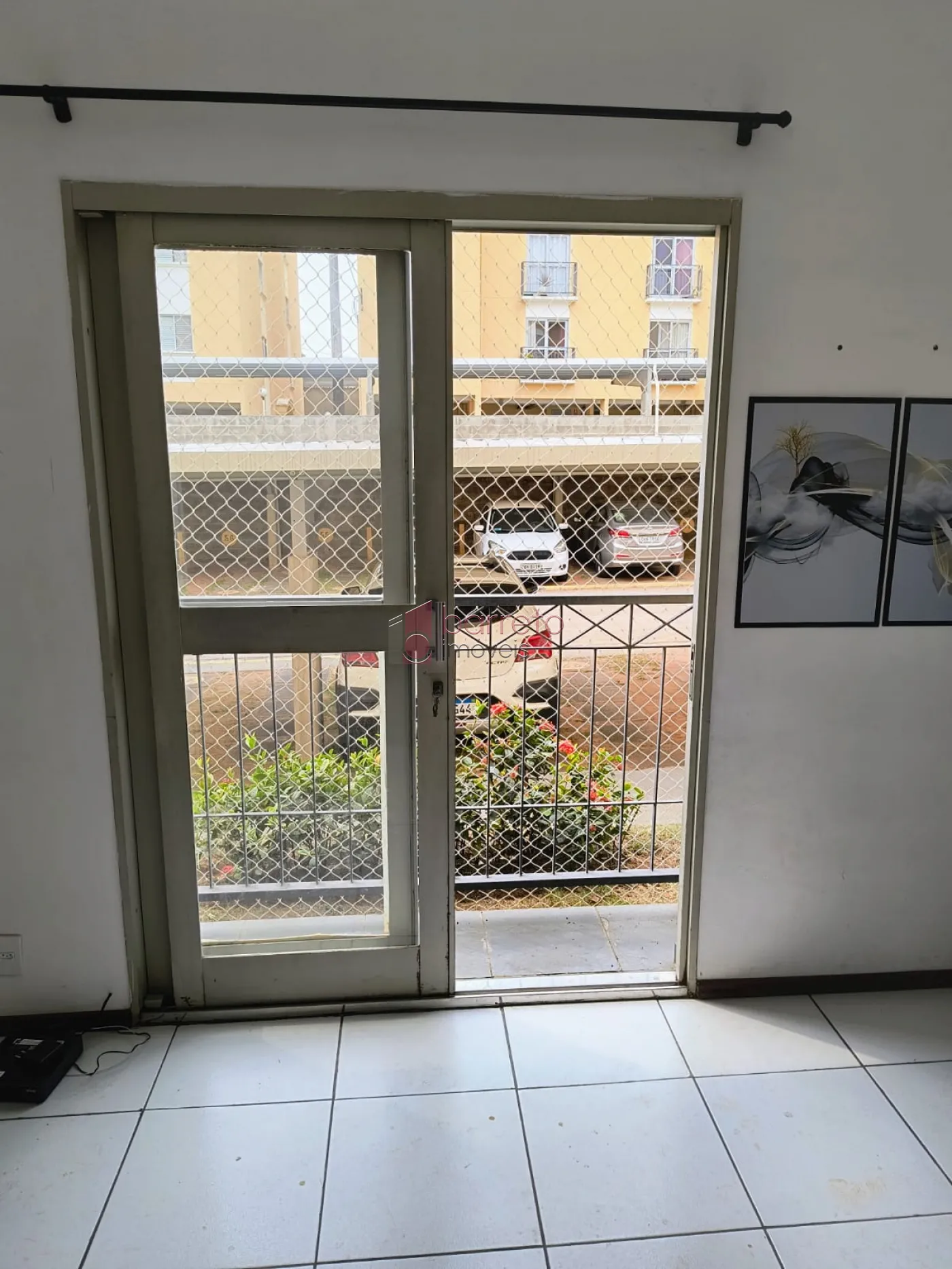 Comprar Apartamento / Padrão em Jundiaí R$ 320.000,00 - Foto 2