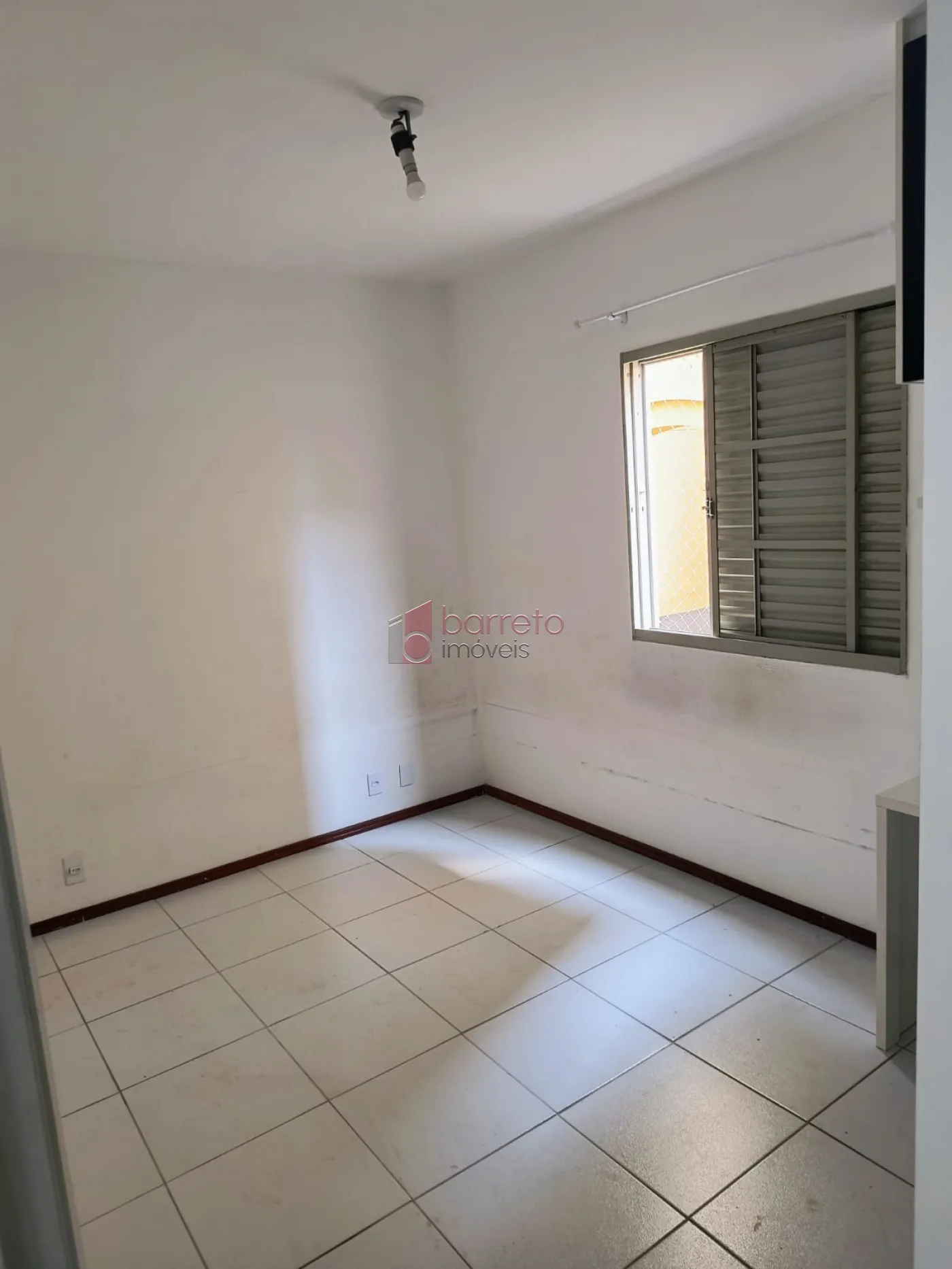 Comprar Apartamento / Padrão em Jundiaí R$ 320.000,00 - Foto 13