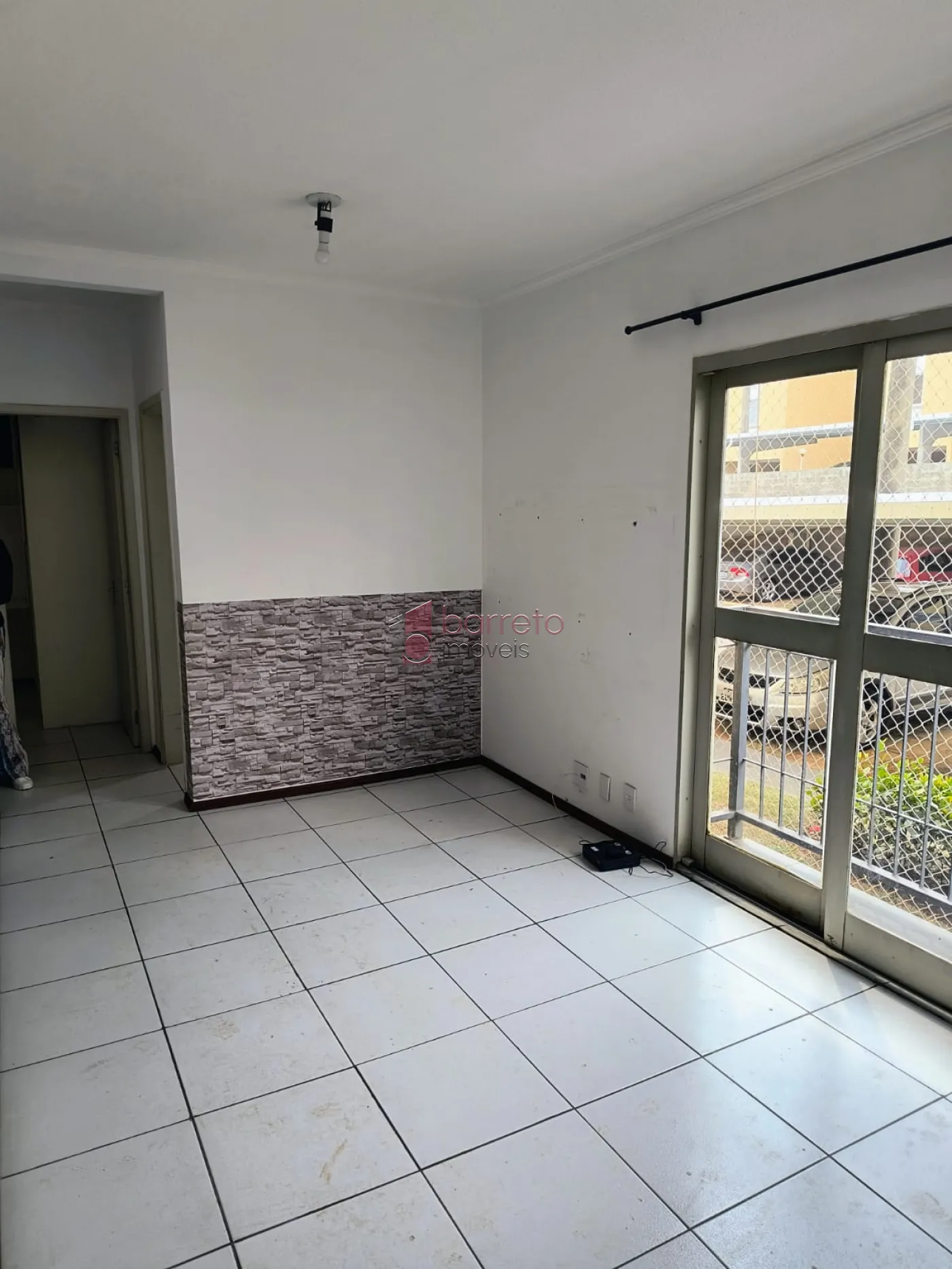 Comprar Apartamento / Padrão em Jundiaí R$ 320.000,00 - Foto 1