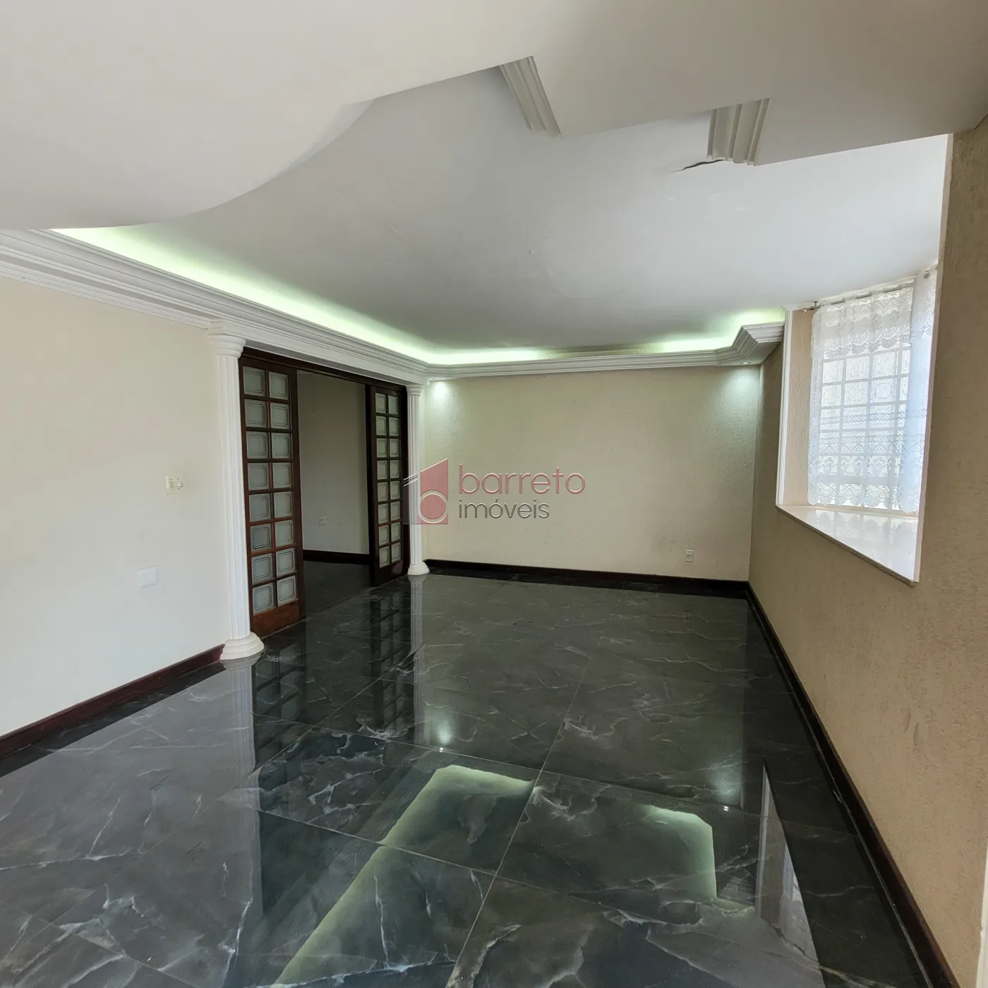 Comprar Casa / Padrão em Jundiaí R$ 850.000,00 - Foto 3