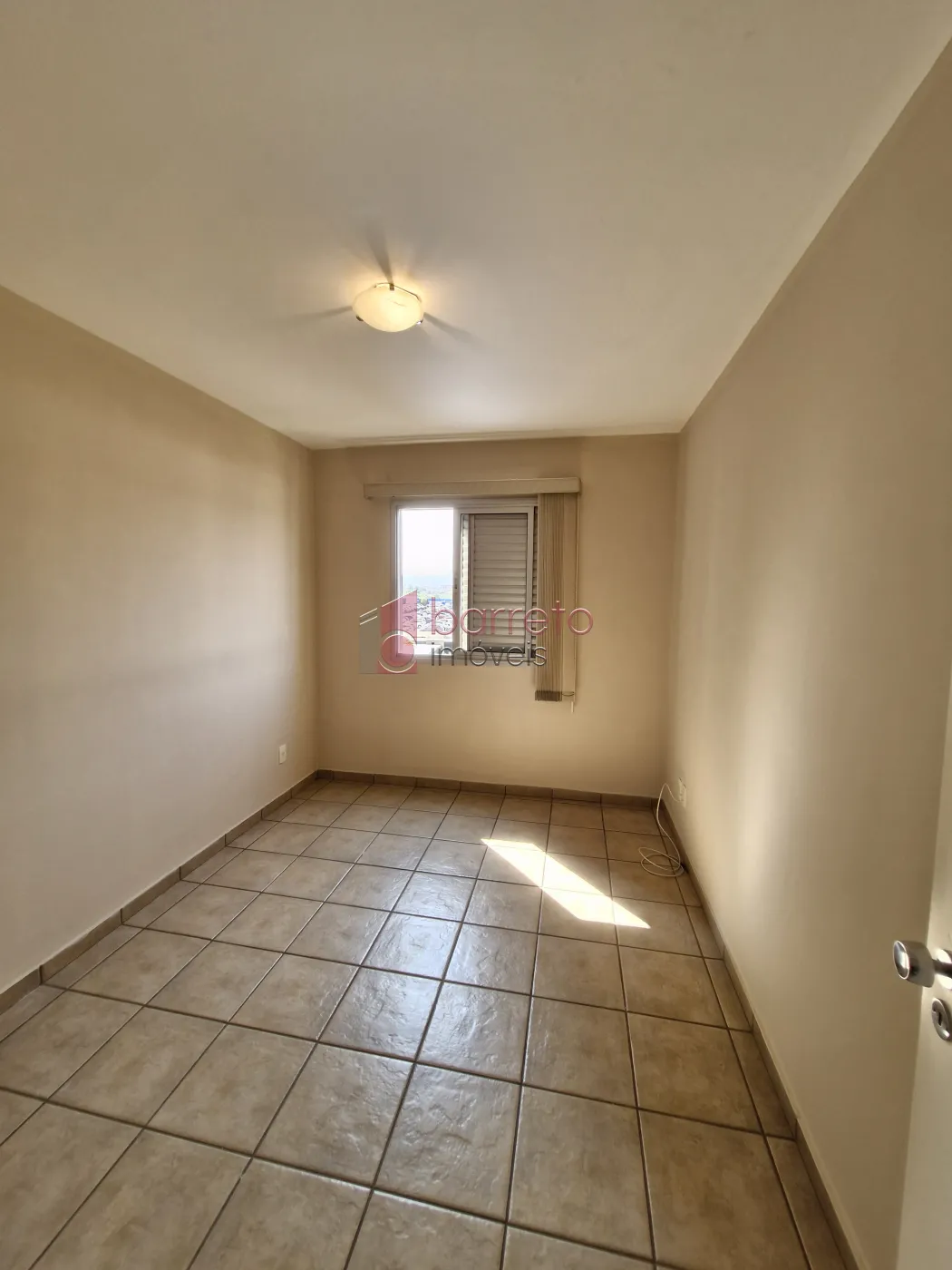 Alugar Apartamento / Padrão em Jundiaí R$ 1.700,00 - Foto 12