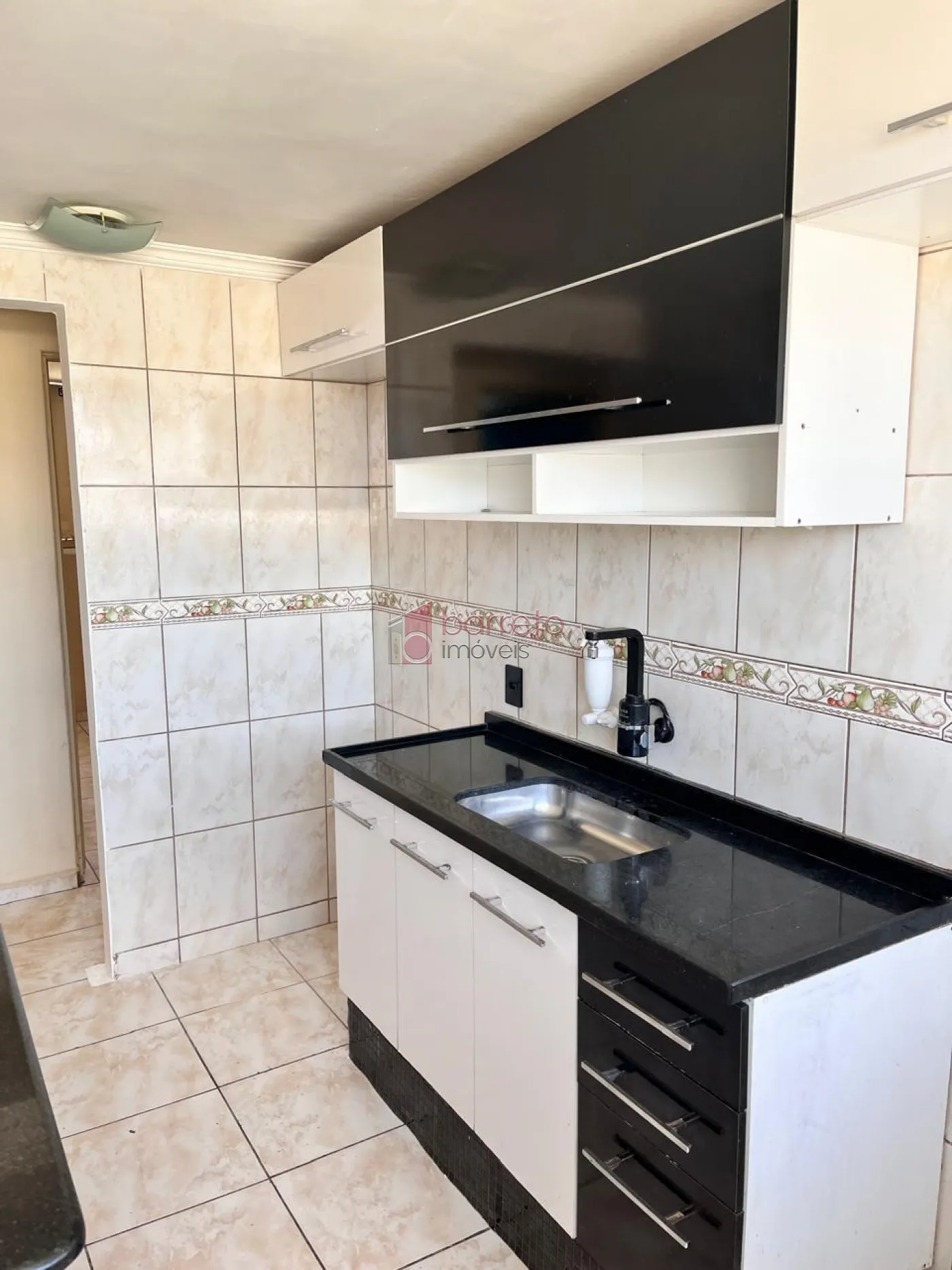 Comprar Apartamento / Padrão em Jundiaí R$ 240.000,00 - Foto 5