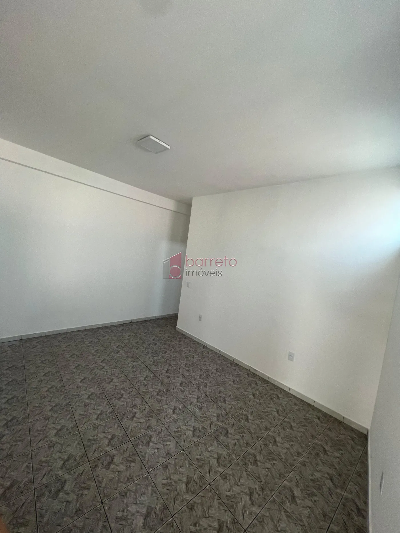 Alugar Casa / Padrão em Jundiaí R$ 1.620,00 - Foto 3