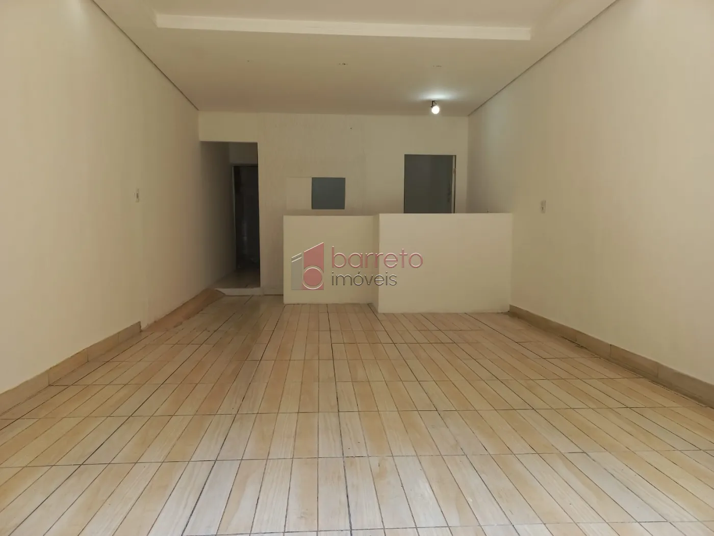 Alugar Comercial / Ponto Comercial em Jundiaí R$ 2.200,00 - Foto 1