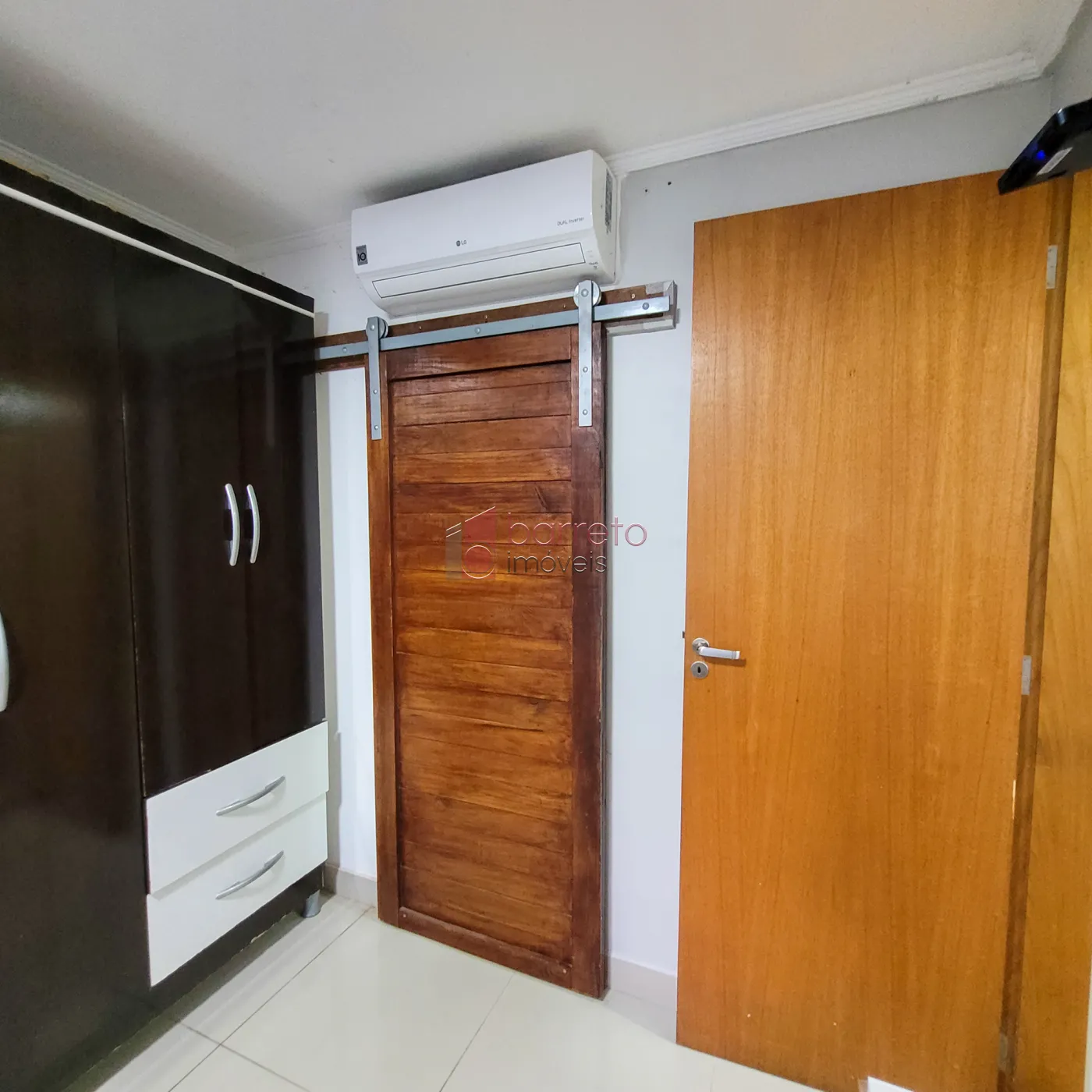 Comprar Apartamento / Padrão em Jundiaí R$ 320.000,00 - Foto 10