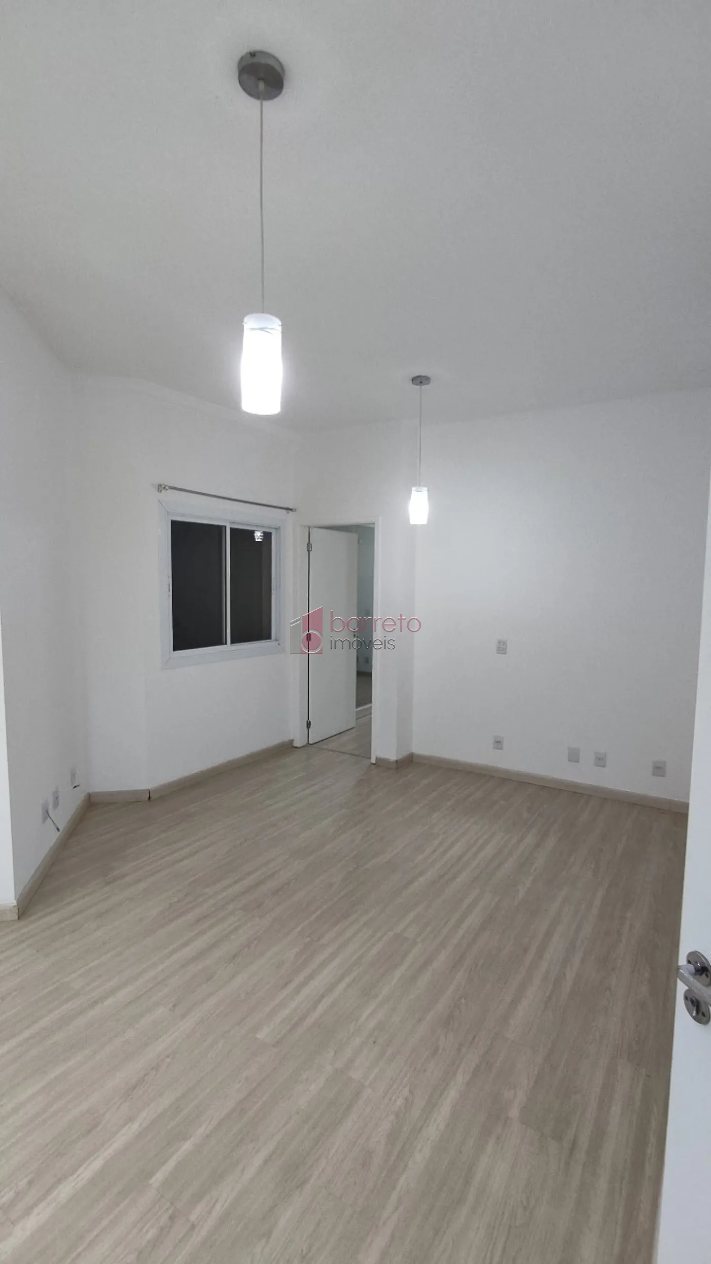 Comprar Apartamento / Padrão em Jundiaí R$ 260.000,00 - Foto 3