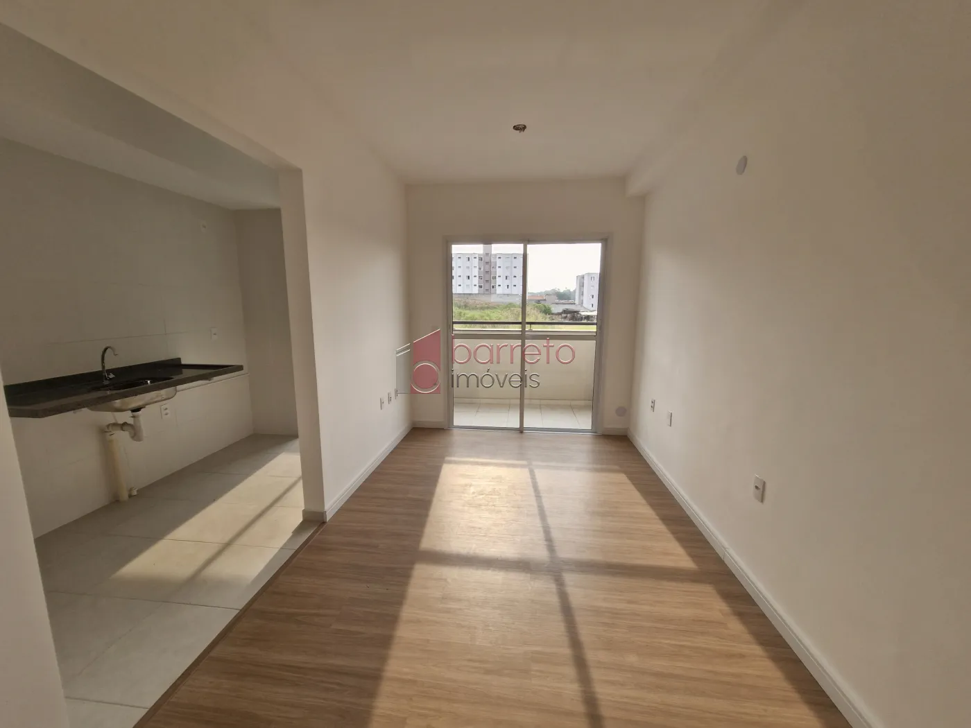 Alugar Apartamento / Padrão em Jundiaí R$ 2.500,00 - Foto 1