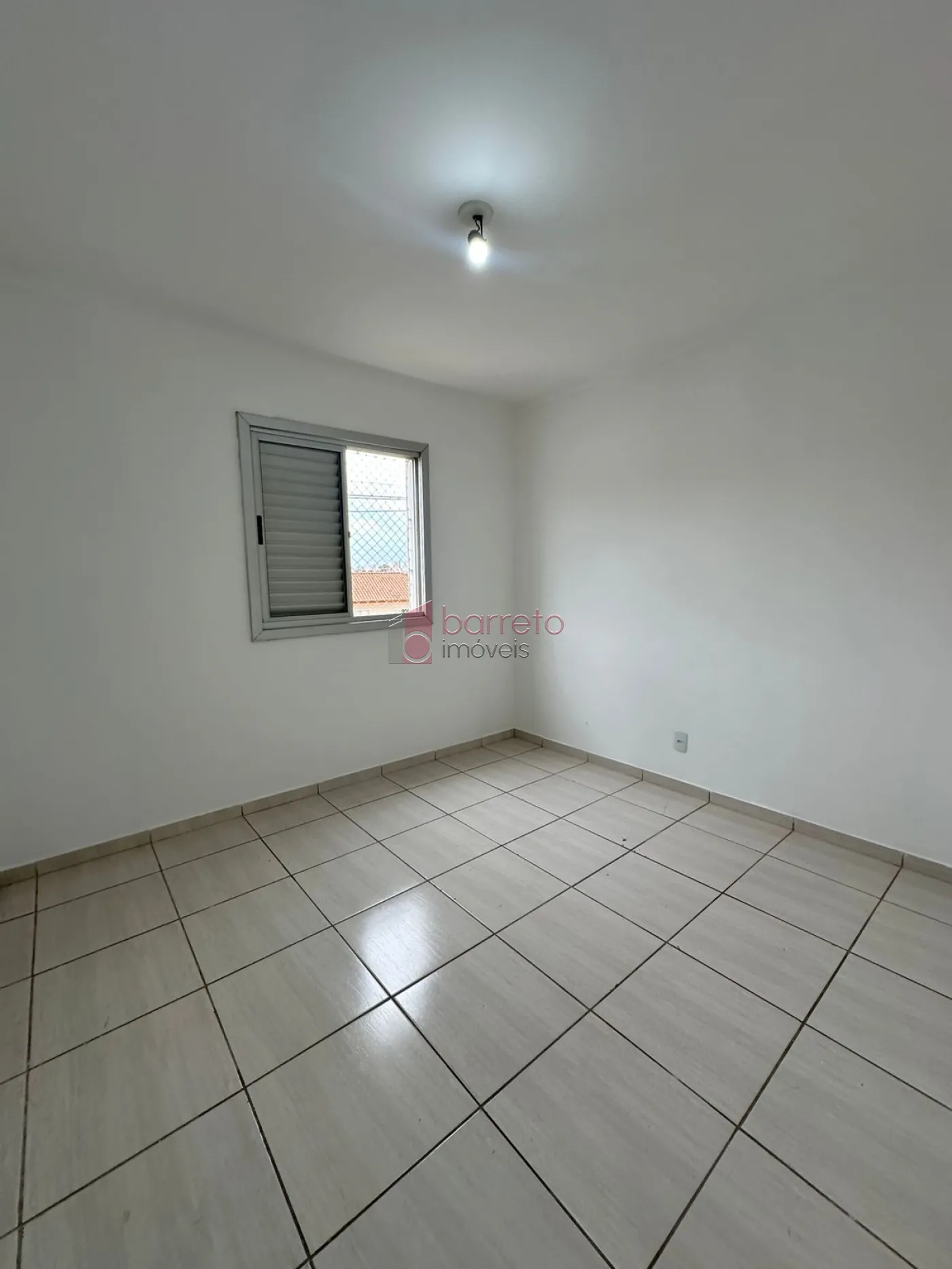 Alugar Apartamento / Padrão em Jundiaí R$ 2.060,00 - Foto 11