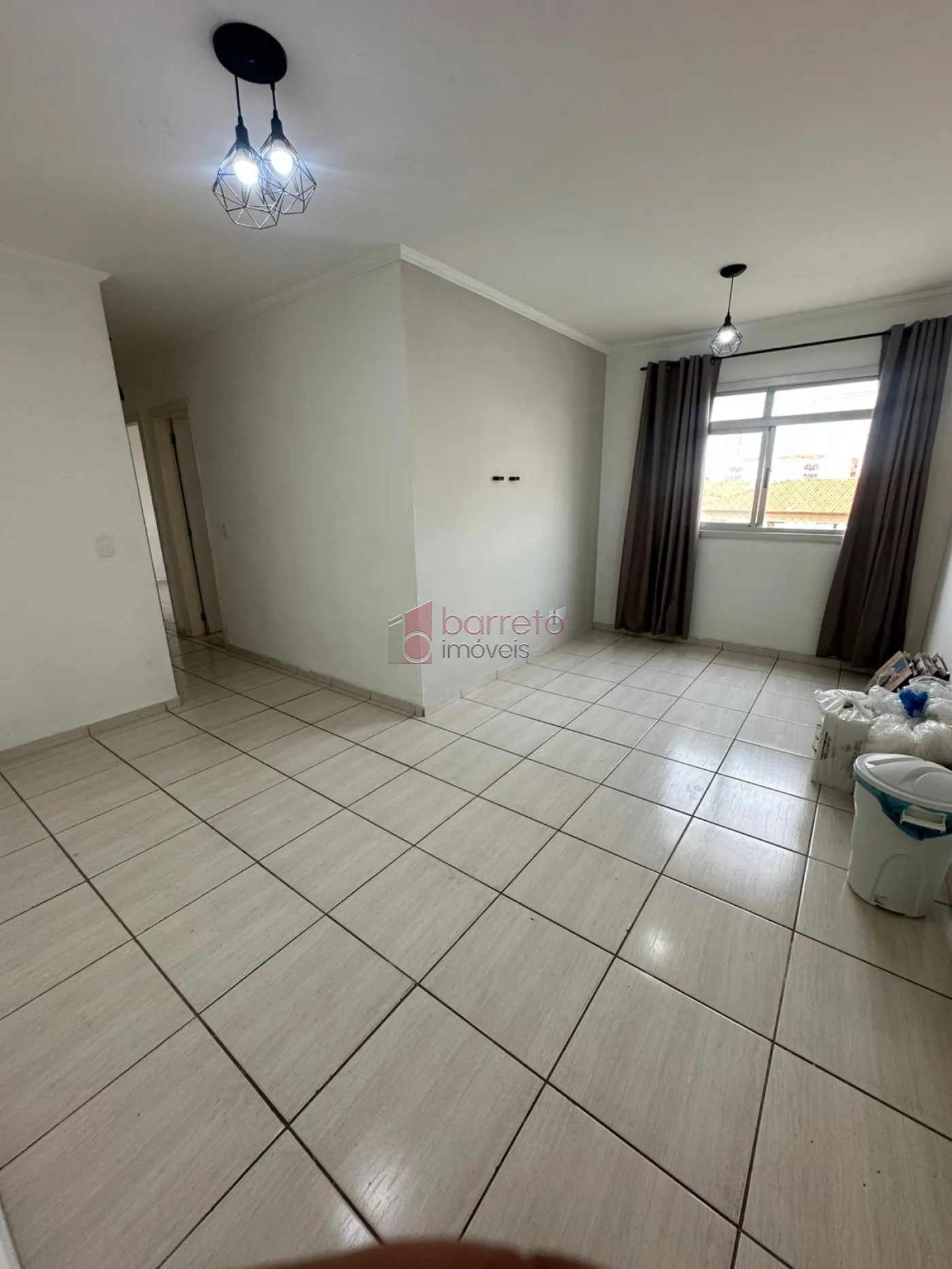 Alugar Apartamento / Padrão em Jundiaí R$ 2.100,00 - Foto 1