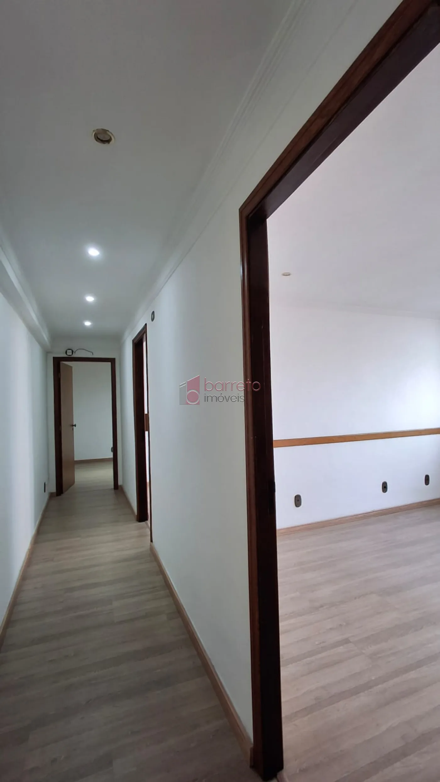 Comprar Comercial / Sala em Condomínio em Jundiaí R$ 320.000,00 - Foto 5