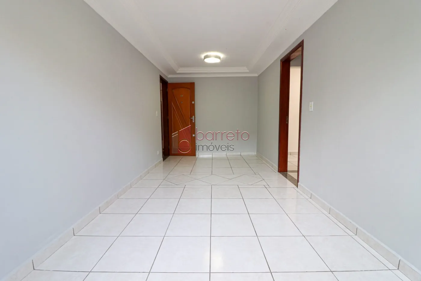 Comprar Apartamento / Padrão em Jundiaí R$ 375.000,00 - Foto 1