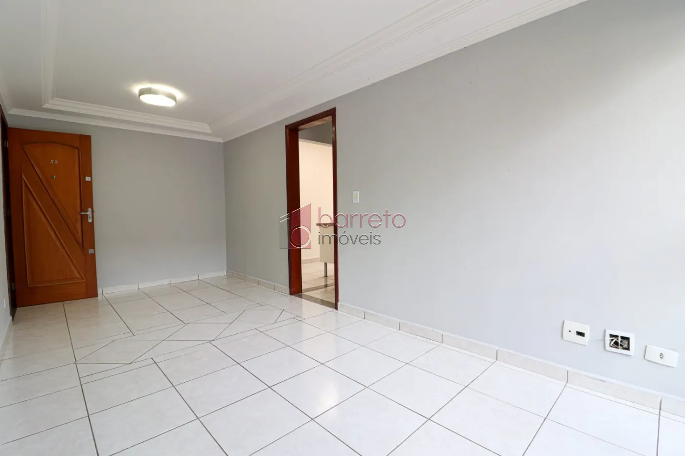 Comprar Apartamento / Padrão em Jundiaí R$ 375.000,00 - Foto 5