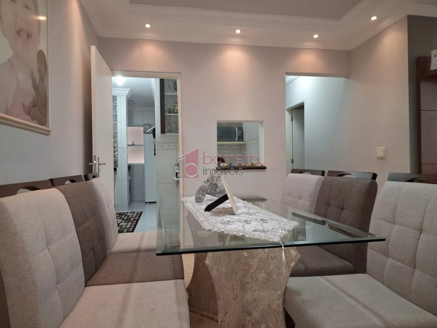 Comprar Apartamento / Padrão em Jundiaí R$ 395.000,00 - Foto 2