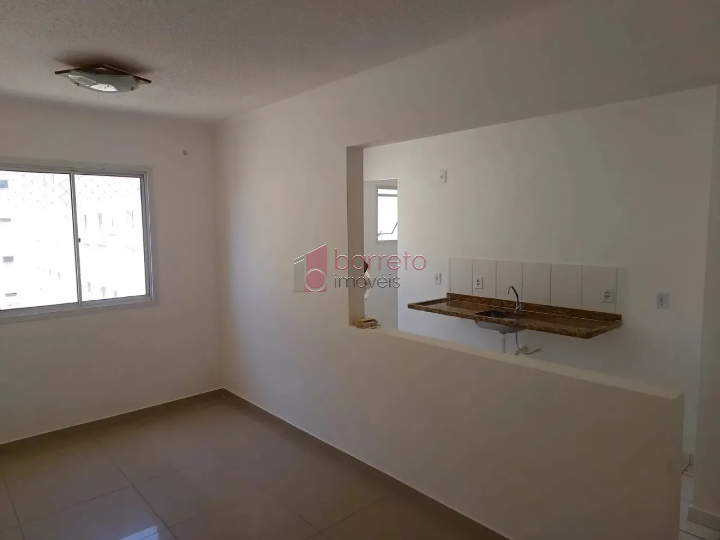 Alugar Apartamento / Padrão em Jundiaí R$ 1.500,00 - Foto 1