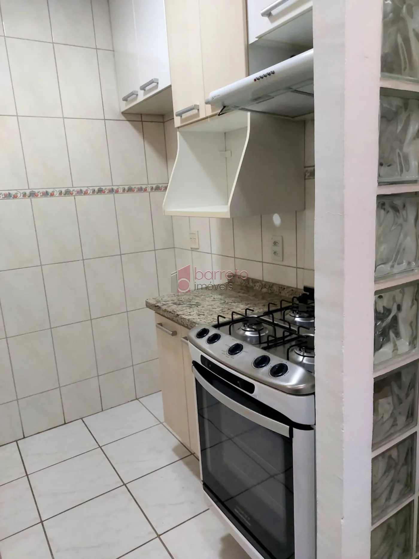 Comprar Apartamento / Padrão em Jundiaí R$ 290.000,00 - Foto 2