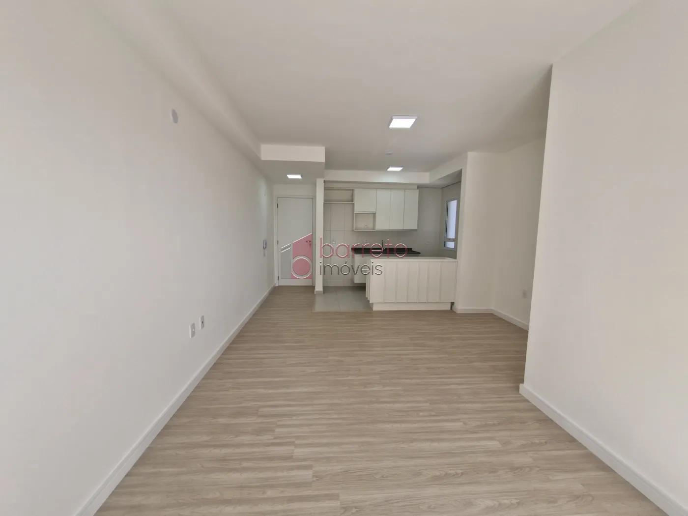 Alugar Apartamento / Padrão em Jundiaí R$ 3.000,00 - Foto 2