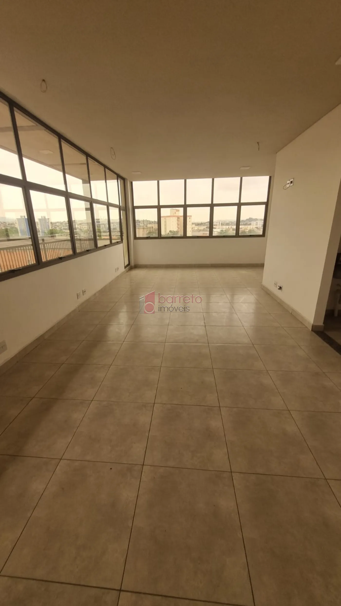 Alugar Comercial / Sala Comercial (sem cond.) em Jundiaí R$ 2.600,00 - Foto 10