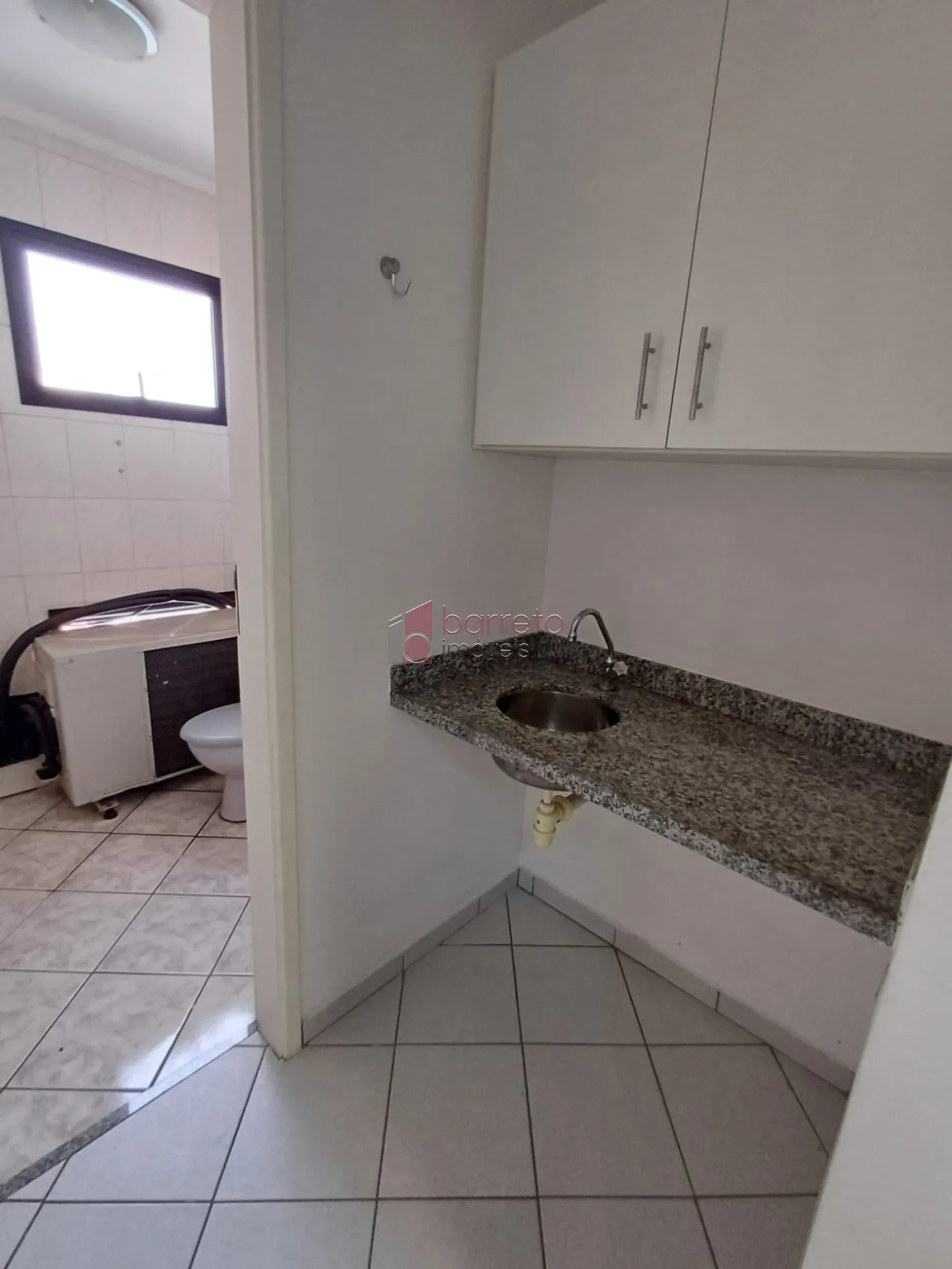 Alugar Comercial / Sala em Condomínio em Jundiaí R$ 1.800,00 - Foto 3