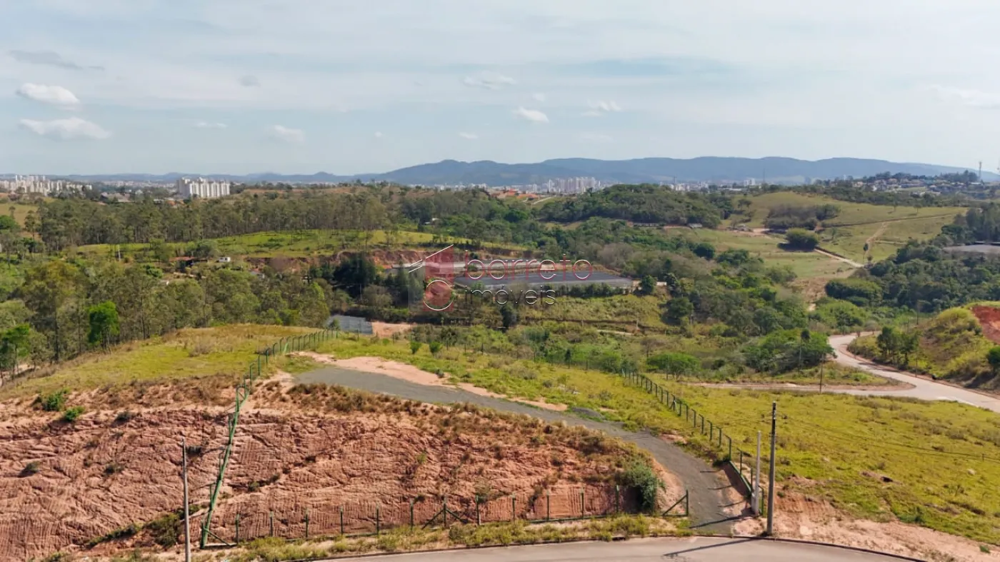 Comprar Terreno / Padrão em Jundiaí R$ 890.000,00 - Foto 2