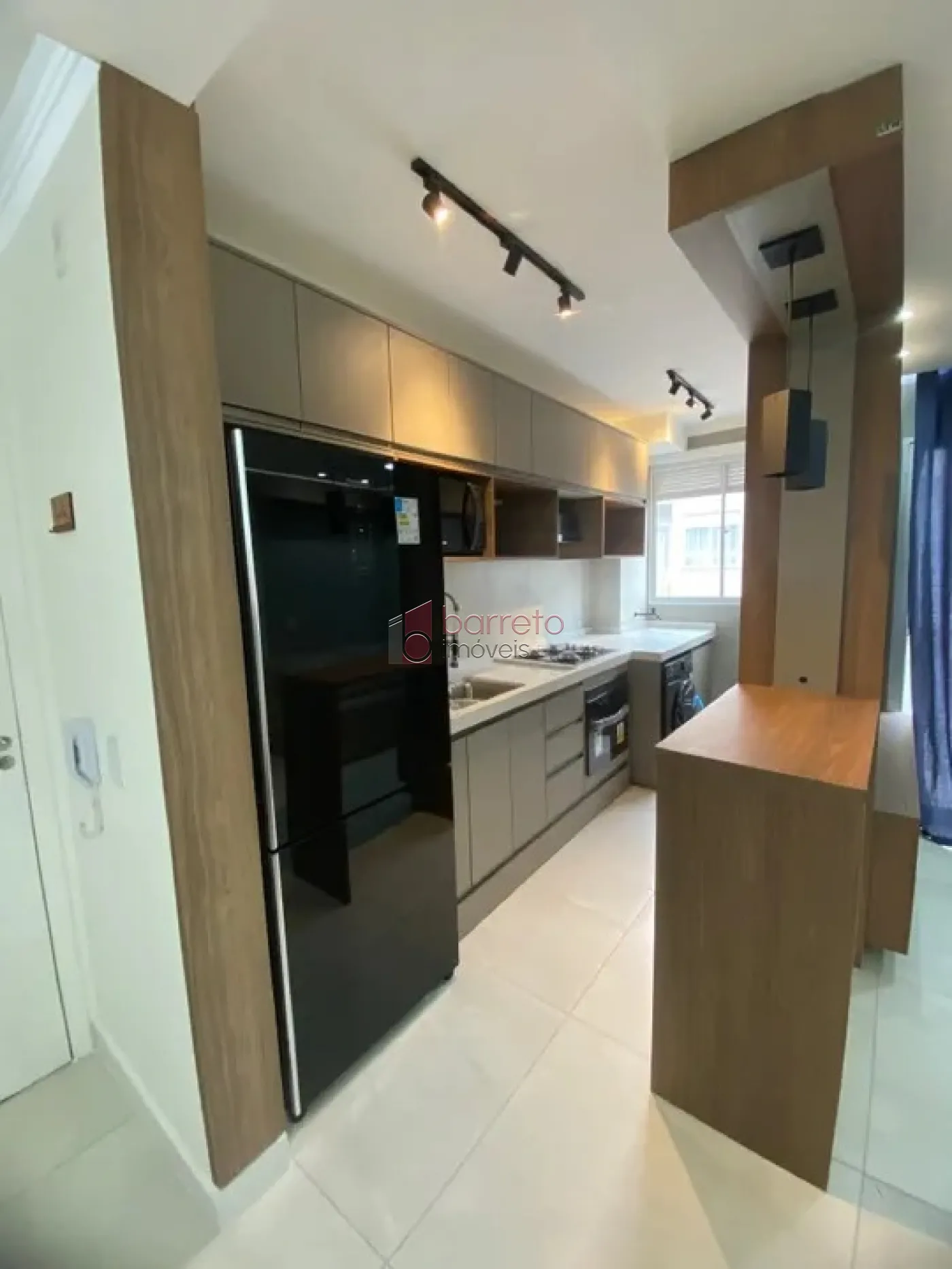 Comprar Apartamento / Padrão em Jundiaí R$ 390.000,00 - Foto 2