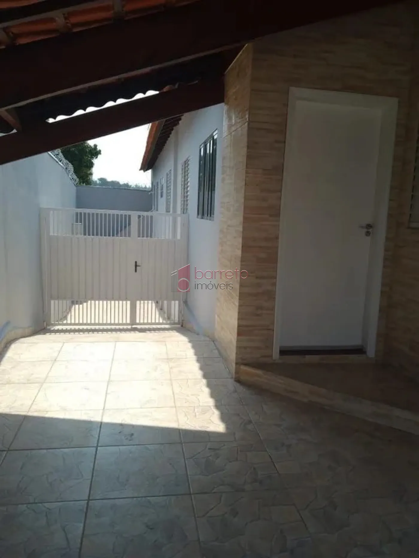 Comprar Casa / Padrão em Jundiaí R$ 550.000,00 - Foto 2