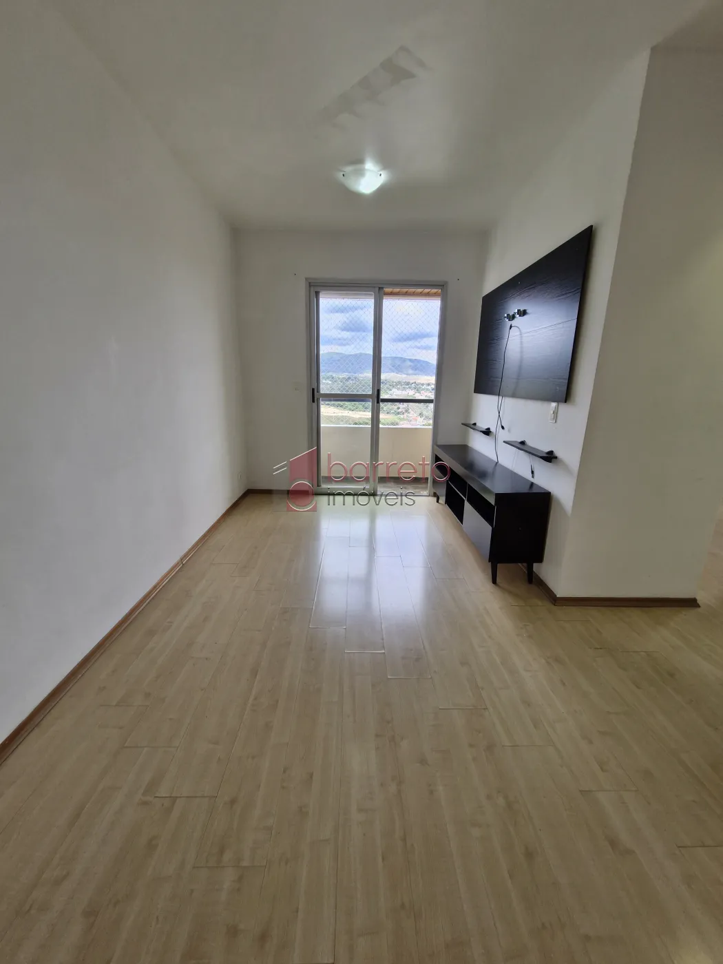 Alugar Apartamento / Padrão em Jundiaí R$ 2.200,00 - Foto 1