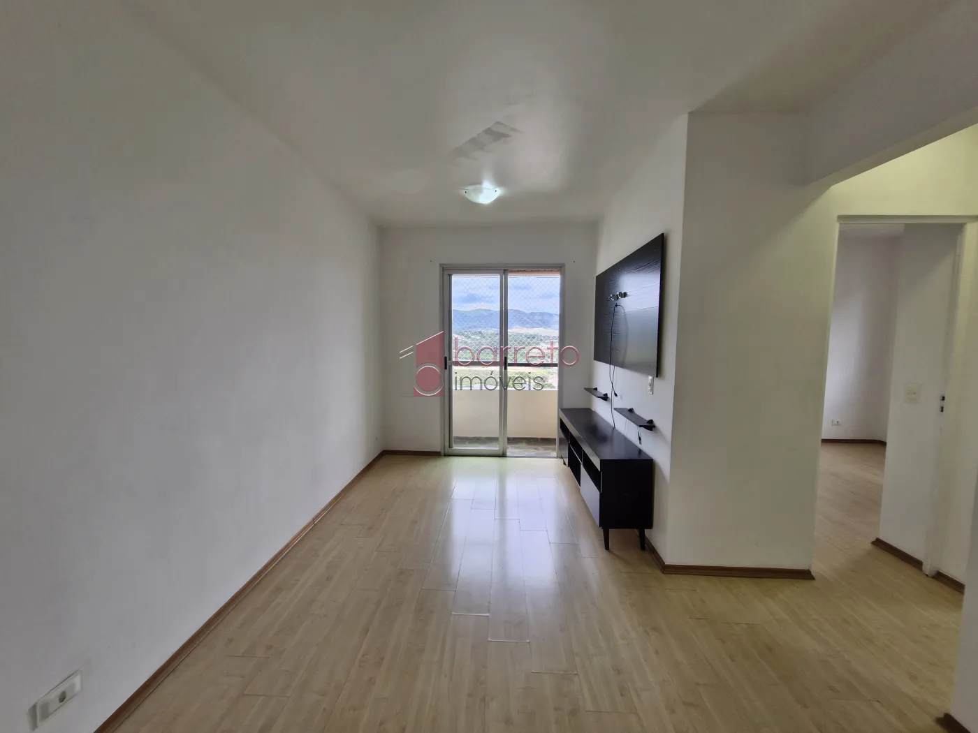 Alugar Apartamento / Padrão em Jundiaí R$ 2.200,00 - Foto 2