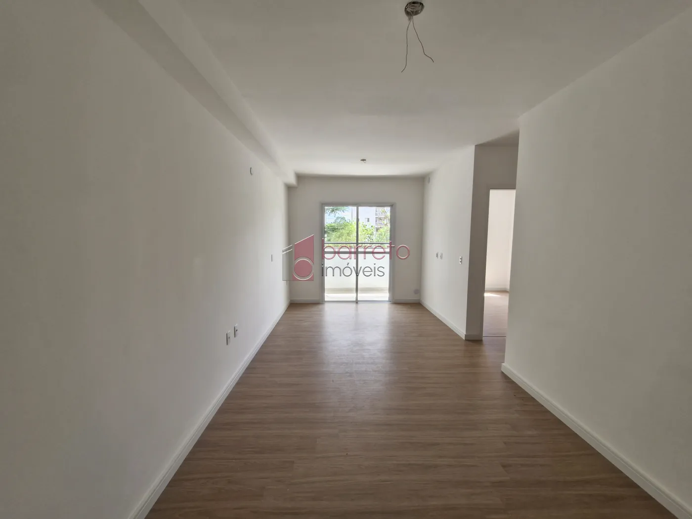 Alugar Apartamento / Padrão em Jundiaí R$ 2.500,00 - Foto 1