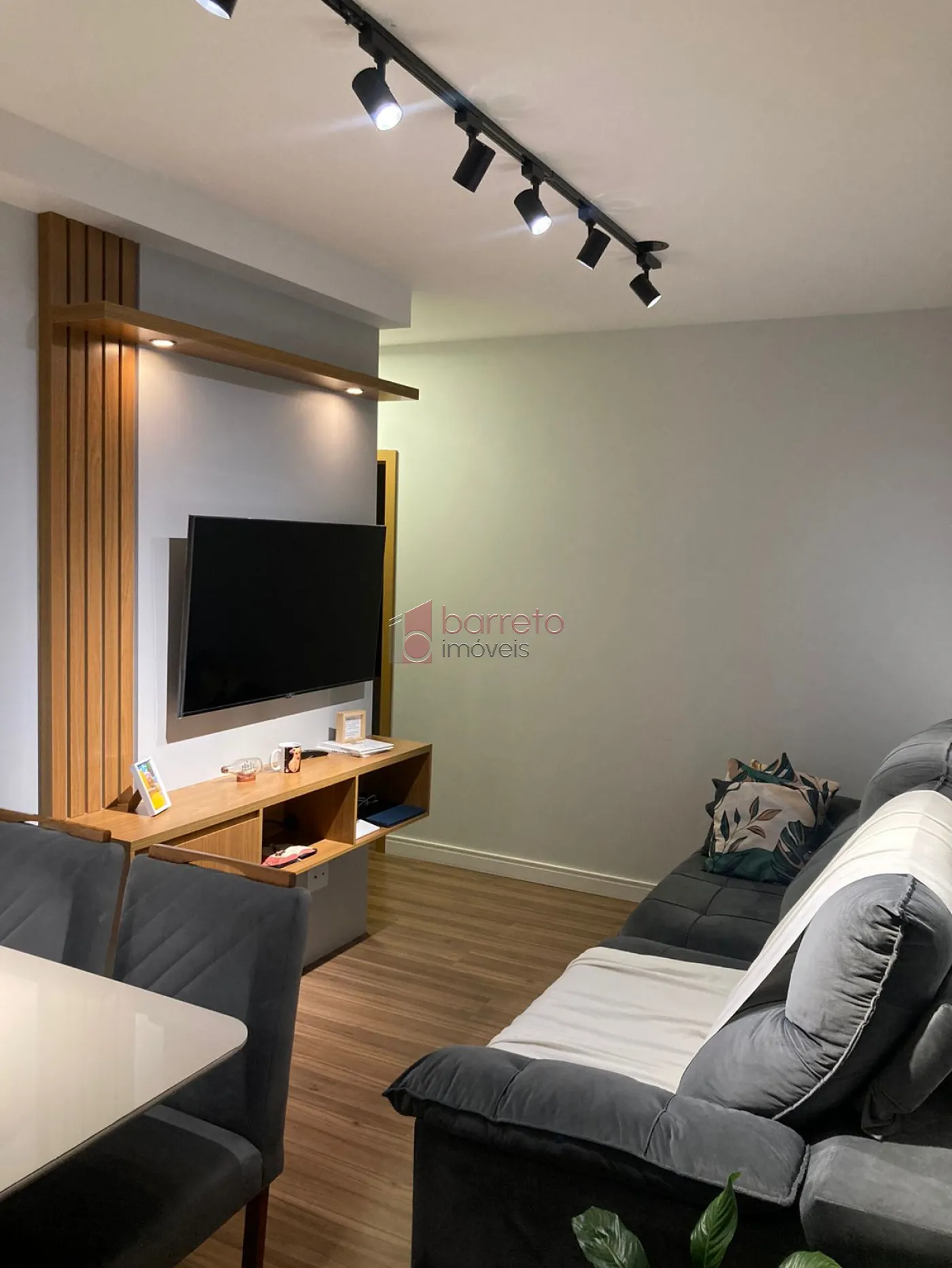 Comprar Apartamento / Padrão em Jundiaí R$ 550.000,00 - Foto 3