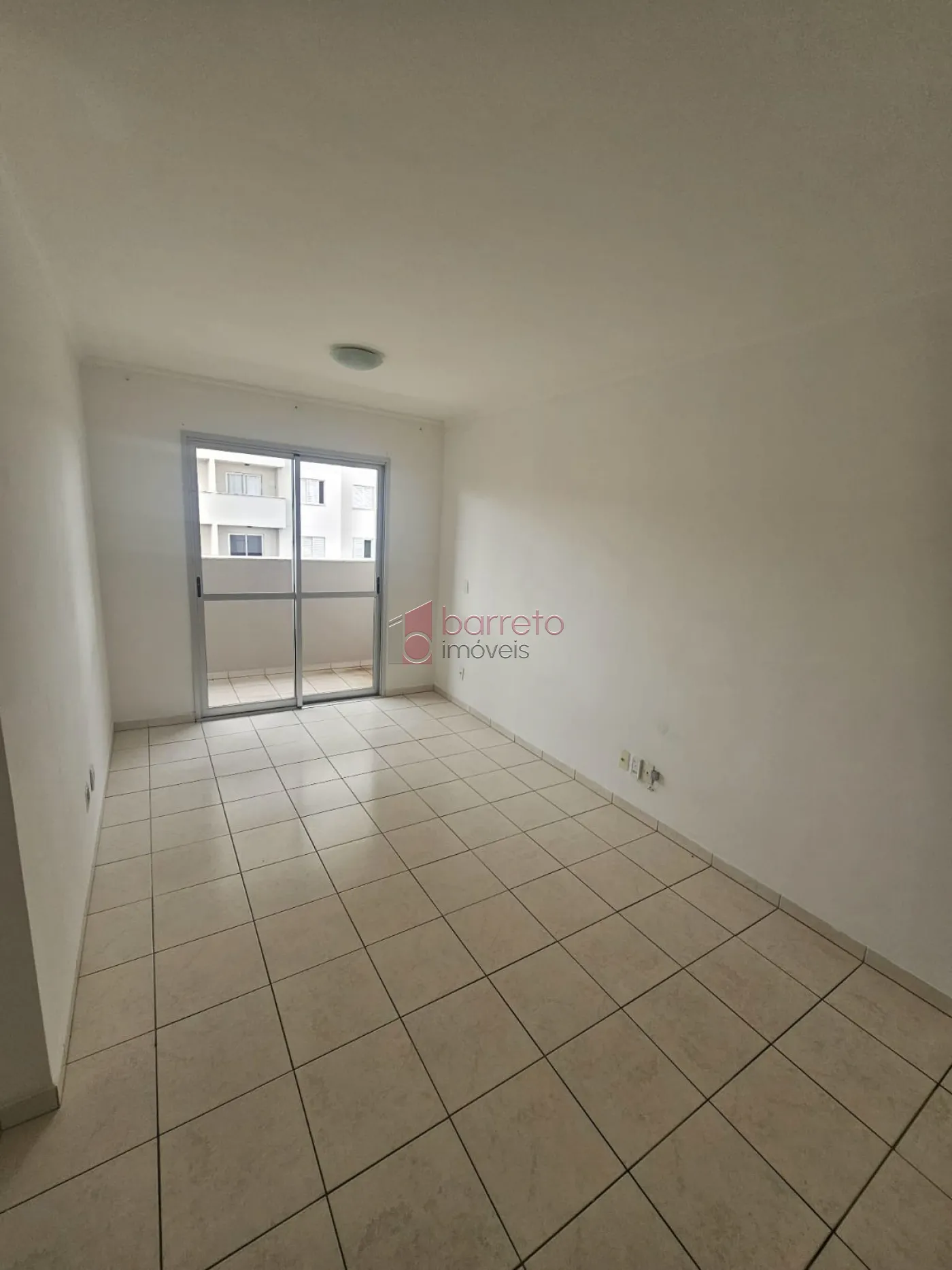 Alugar Apartamento / Padrão em Itupeva R$ 2.500,00 - Foto 1