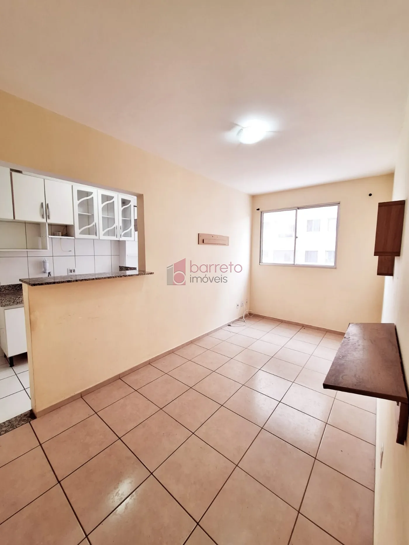 Comprar Apartamento / Padrão em Jundiaí R$ 290.000,00 - Foto 2