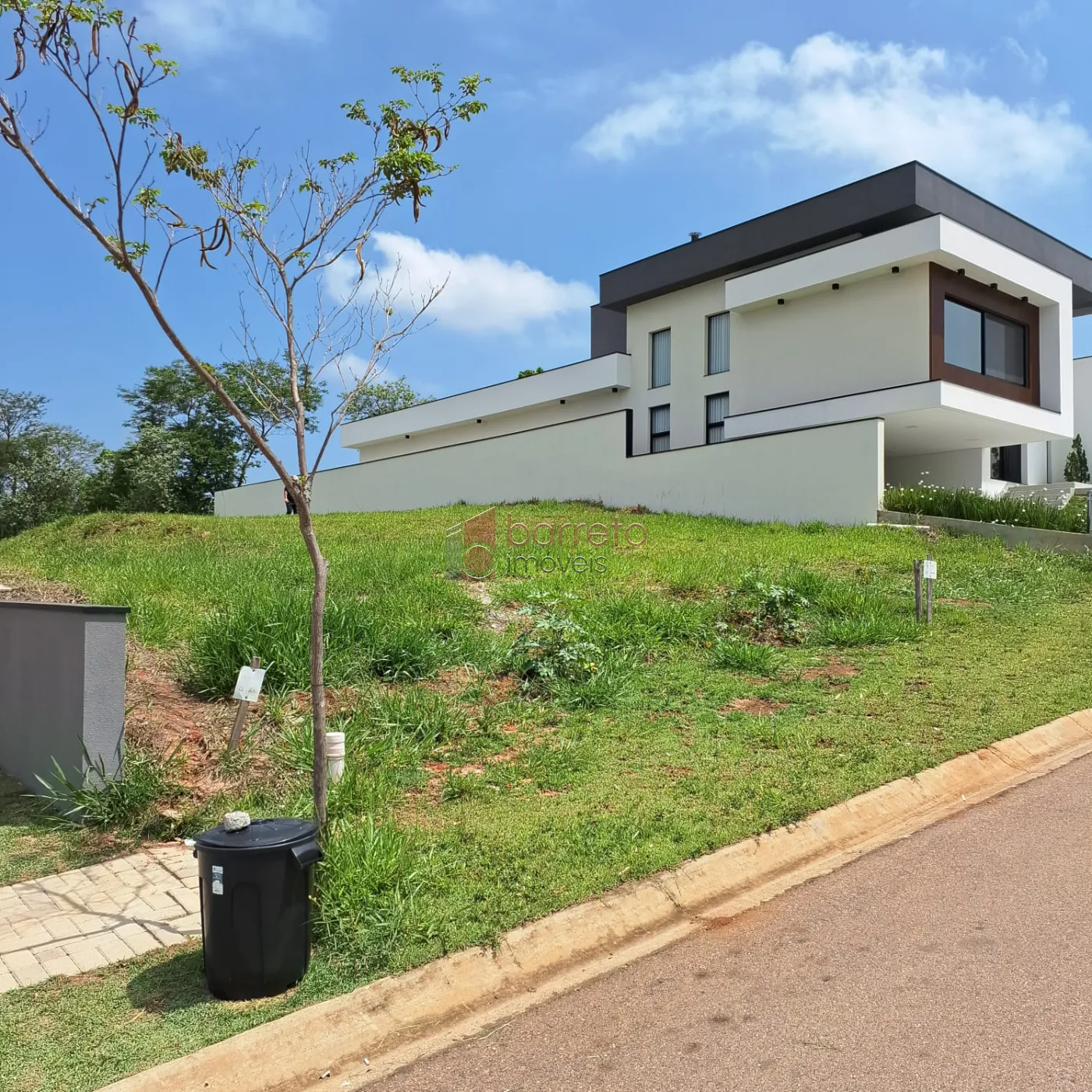 Comprar Terreno / Condomínio em Jundiaí R$ 640.000,00 - Foto 2