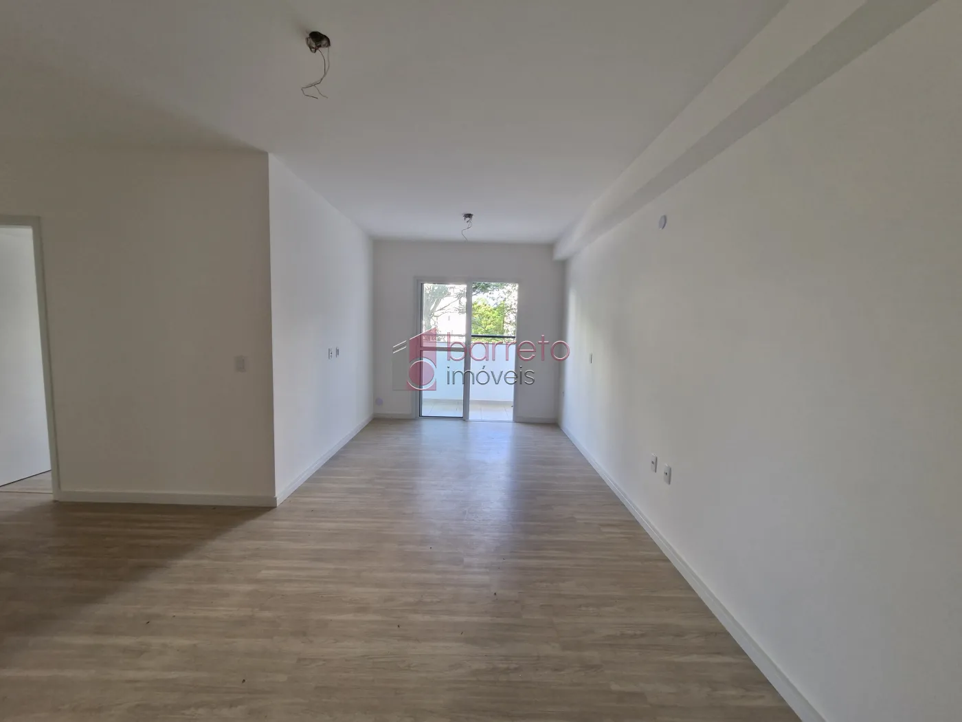 Alugar Apartamento / Padrão em Jundiaí R$ 2.800,00 - Foto 1