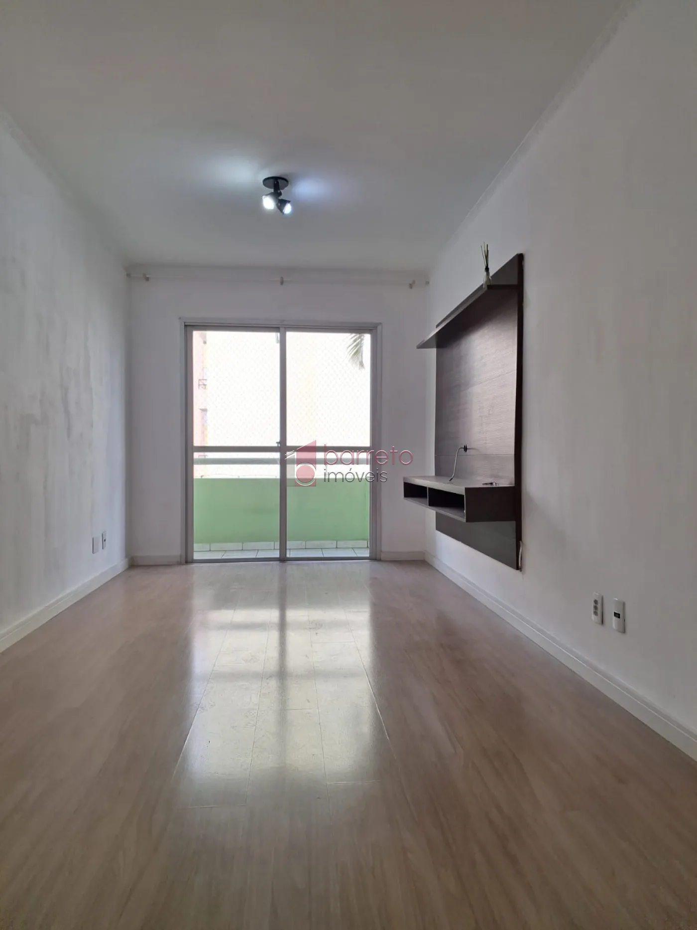 Comprar Apartamento / Padrão em Jundiaí R$ 335.000,00 - Foto 1