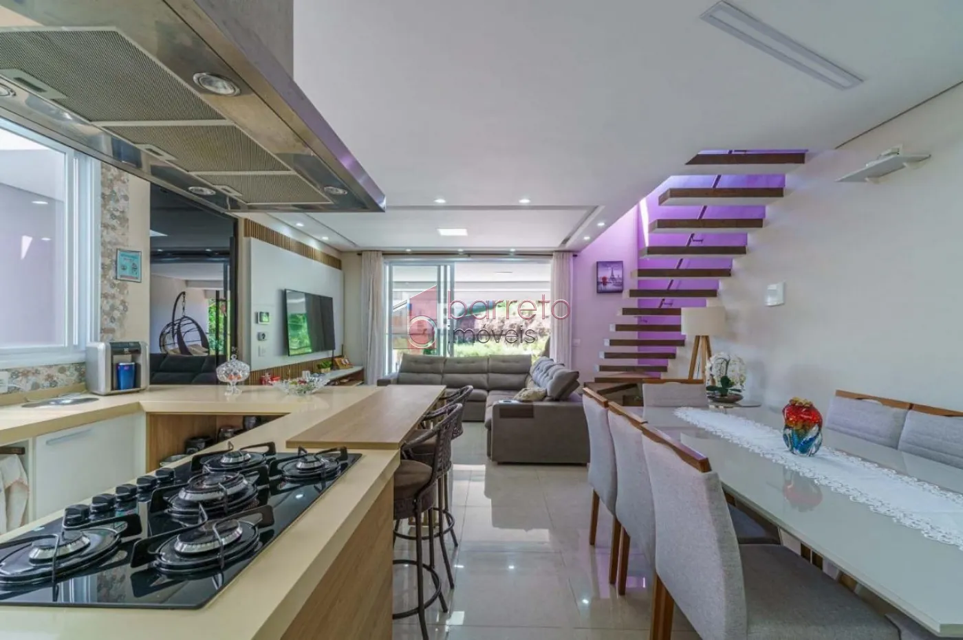 Comprar Casa / Padrão em Várzea Paulista R$ 735.000,00 - Foto 4