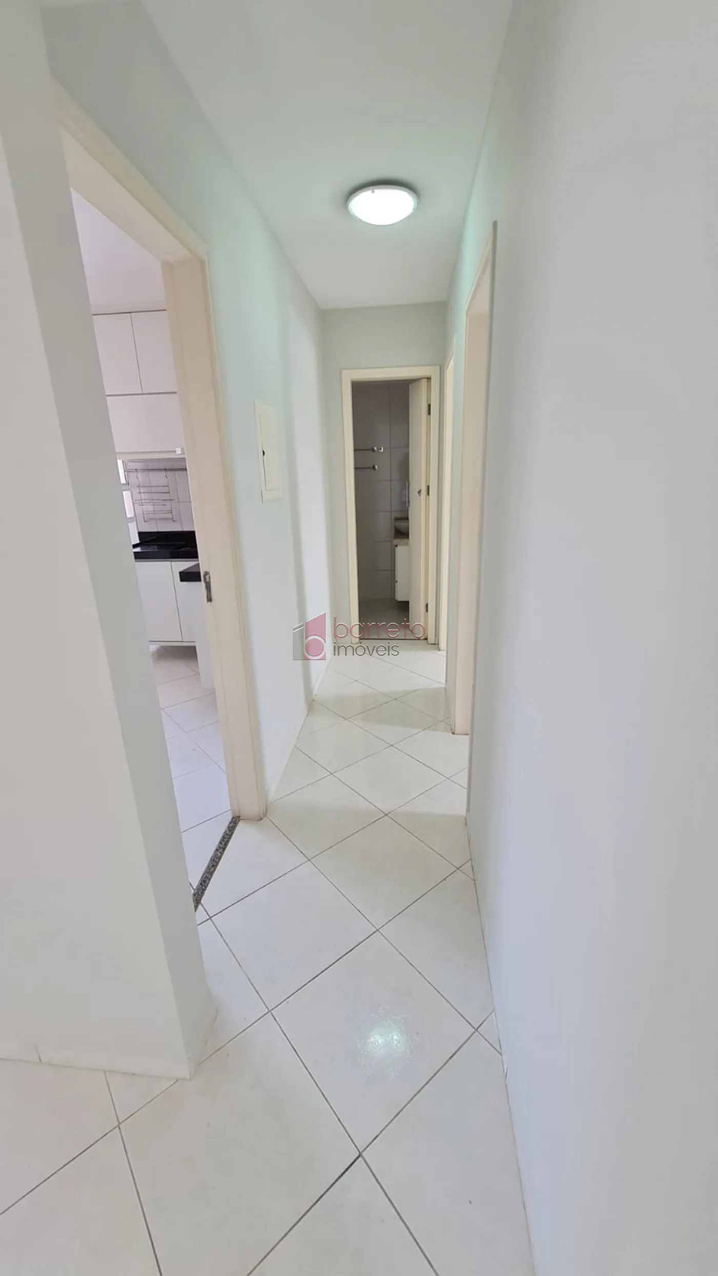 Comprar Apartamento / Padrão em Jundiaí R$ 390.000,00 - Foto 4