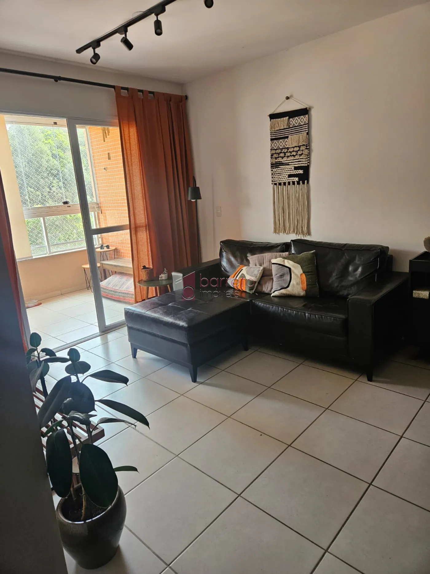 Comprar Apartamento / Padrão em Jundiaí R$ 585.000,00 - Foto 1