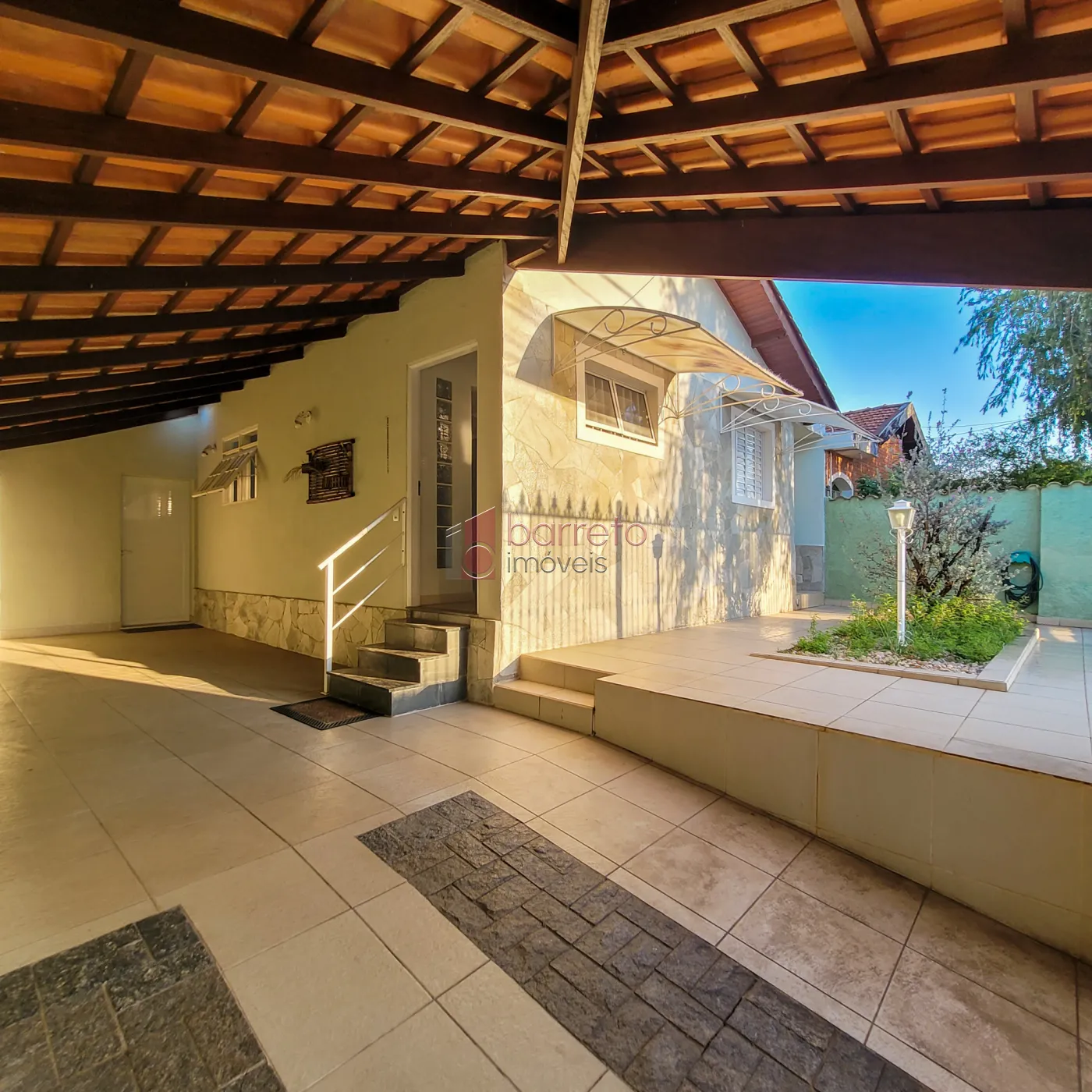 Comprar Casa / Padrão em Jundiaí R$ 695.000,00 - Foto 1