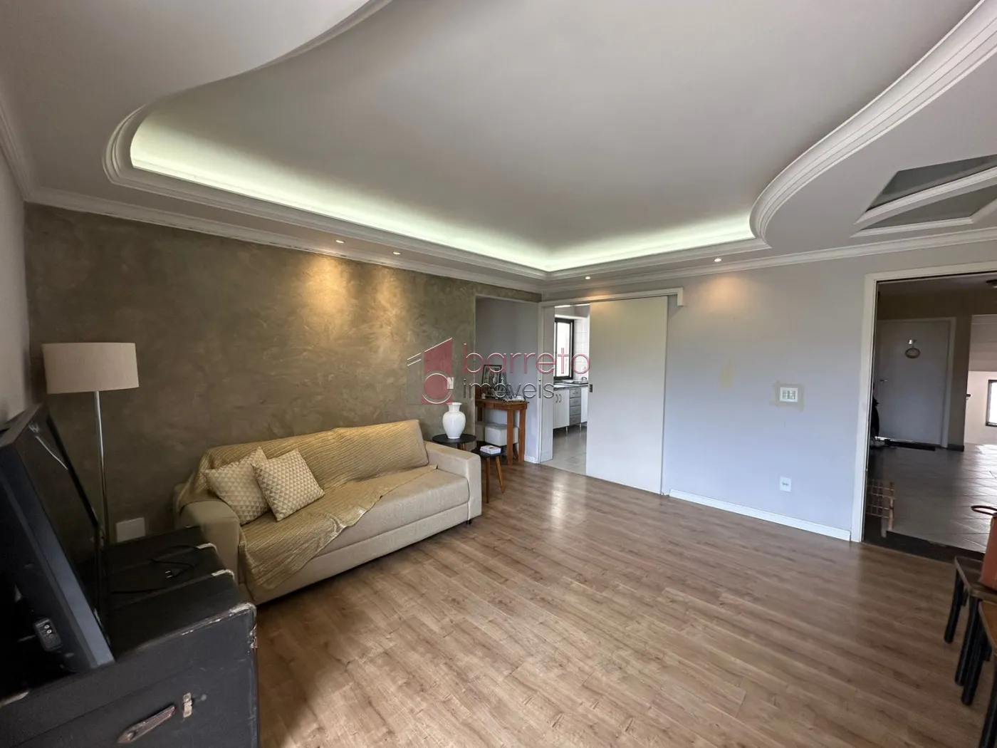 Comprar Apartamento / Padrão em Jundiaí R$ 350.000,00 - Foto 3