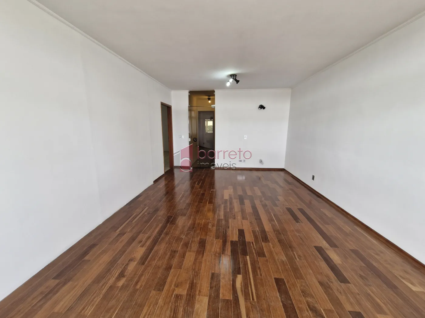 Alugar Apartamento / Padrão em Jundiaí R$ 2.700,00 - Foto 2