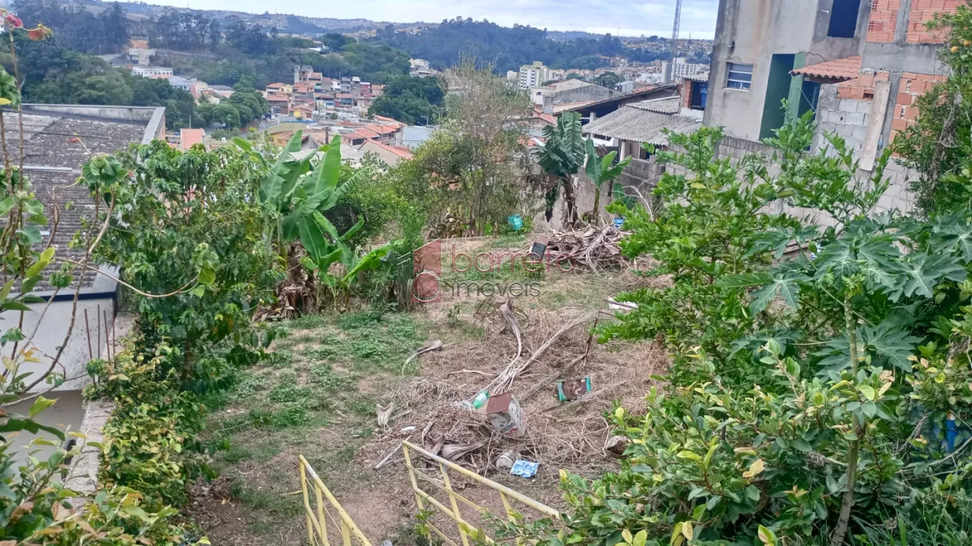 Comprar Terreno / Padrão em Várzea Paulista R$ 300.000,00 - Foto 2